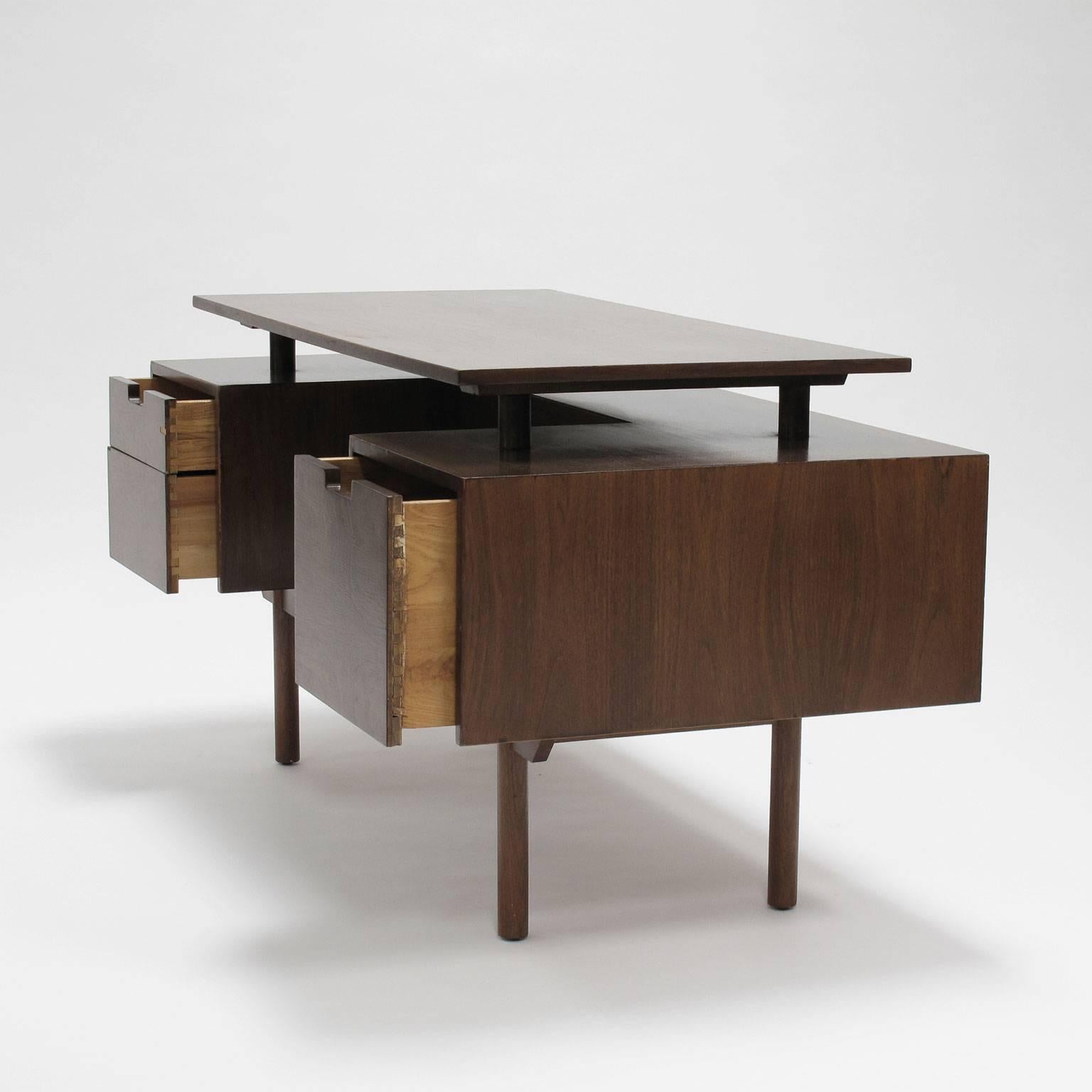 American Milo Baughman Executive Desk With Floating Top, 1960s For Sale
