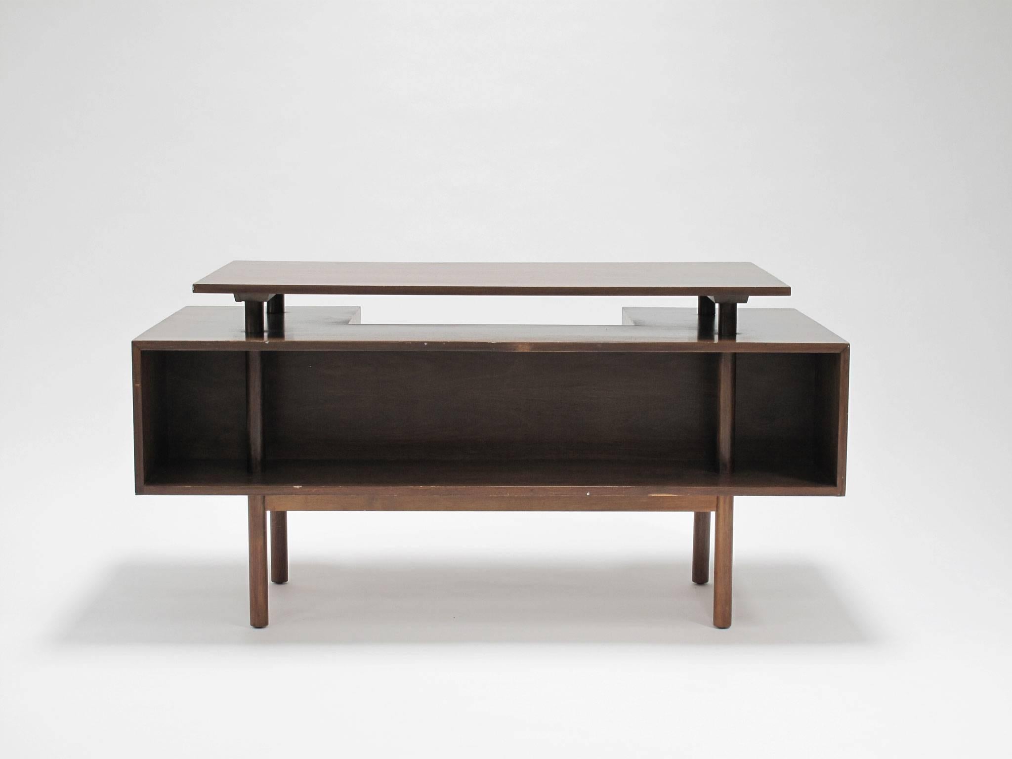 20th Century Milo Baughman Executive Desk With Floating Top, 1960s For Sale