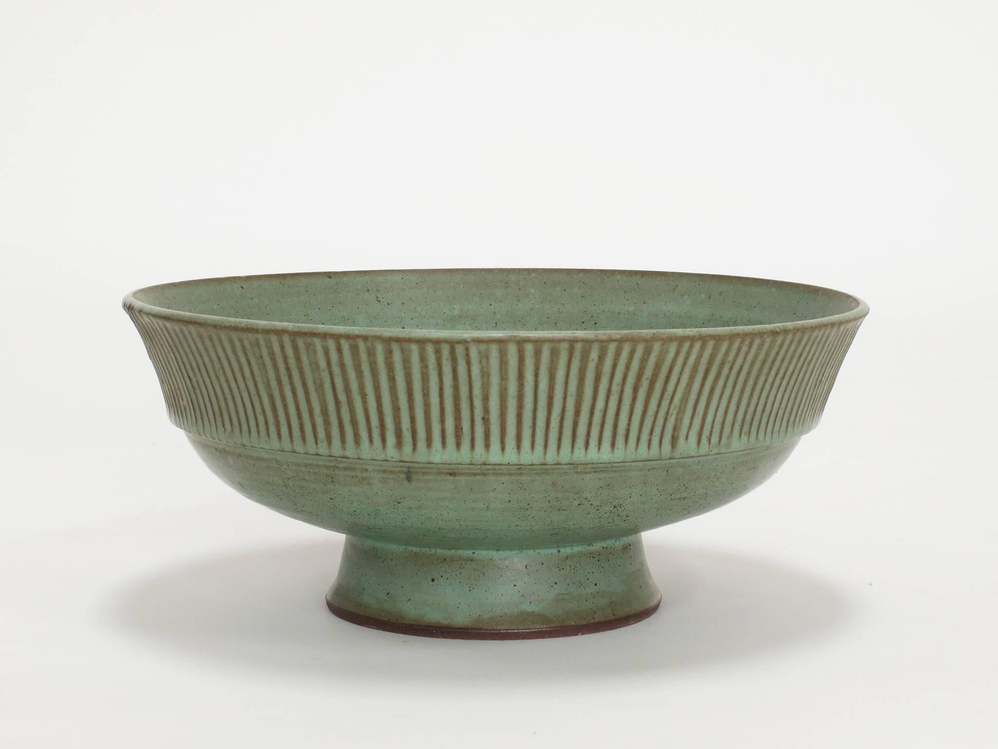 Laura Andreson
'Footed Bowl', 1953
Stoneware, glazed, linear sgraffito design
Unique, handmade, signed by the artist
Los Angeles, California
Provenance: The estate of David Cressey
Measurements in inches: 4.75 high x 11.25 diameter
Please