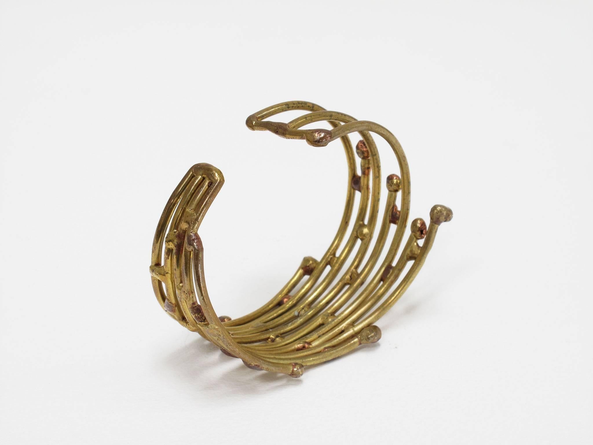 Mid-20th Century Handmade Vintage Copper and Brass Cuff Bracelet For Sale