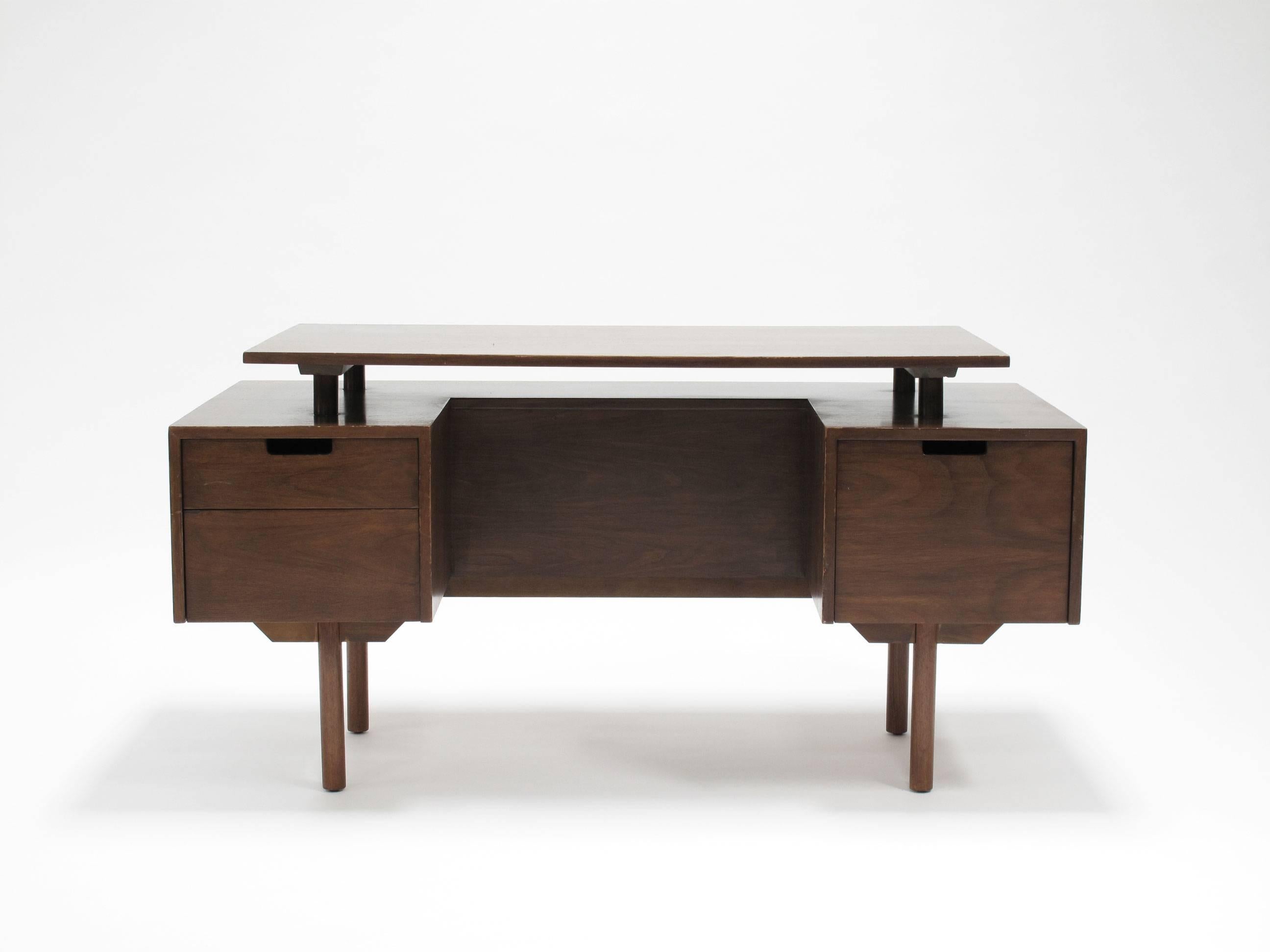 American Milo Baughman Executive Desk with Floating Top, Glenn of California, 1950s For Sale