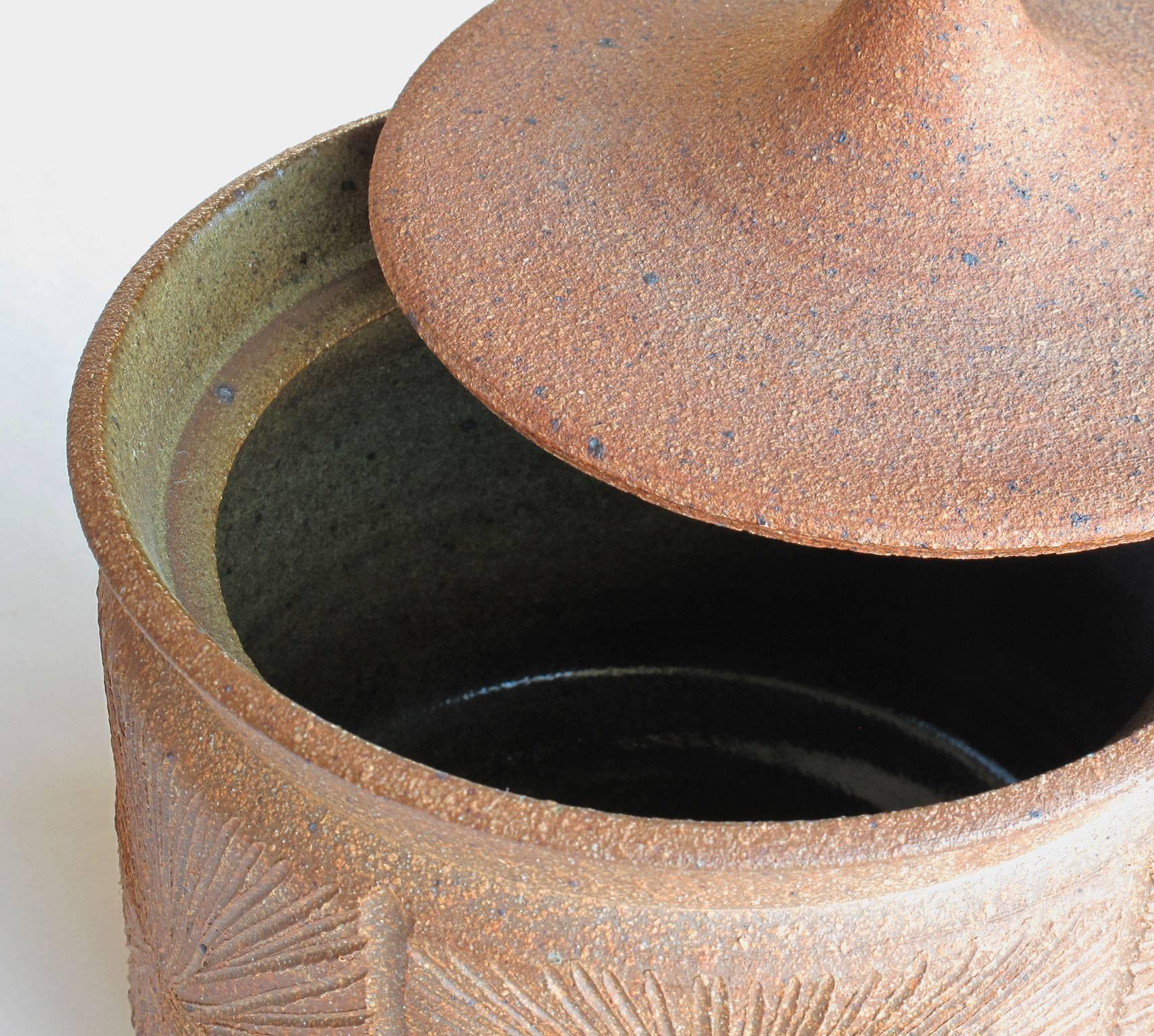 Robert Maxwell 'Sunburst' Design Ceramic Pot with Lid, 1960s For Sale 1