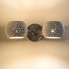 Aplique Claylight Twins: aplique de pared de cerámica hecho a mano con dos pantallas
