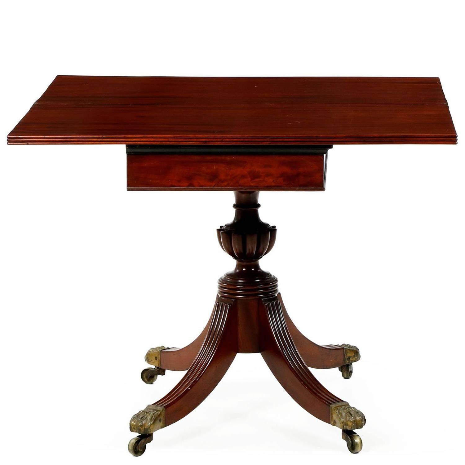 Fine American Classical Mahogany FlipTop Card Table, Baltimore, circa