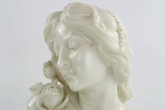 Fine sculpture italienne ancienne en marbre Buste d'une jeune femme signée A. Testi