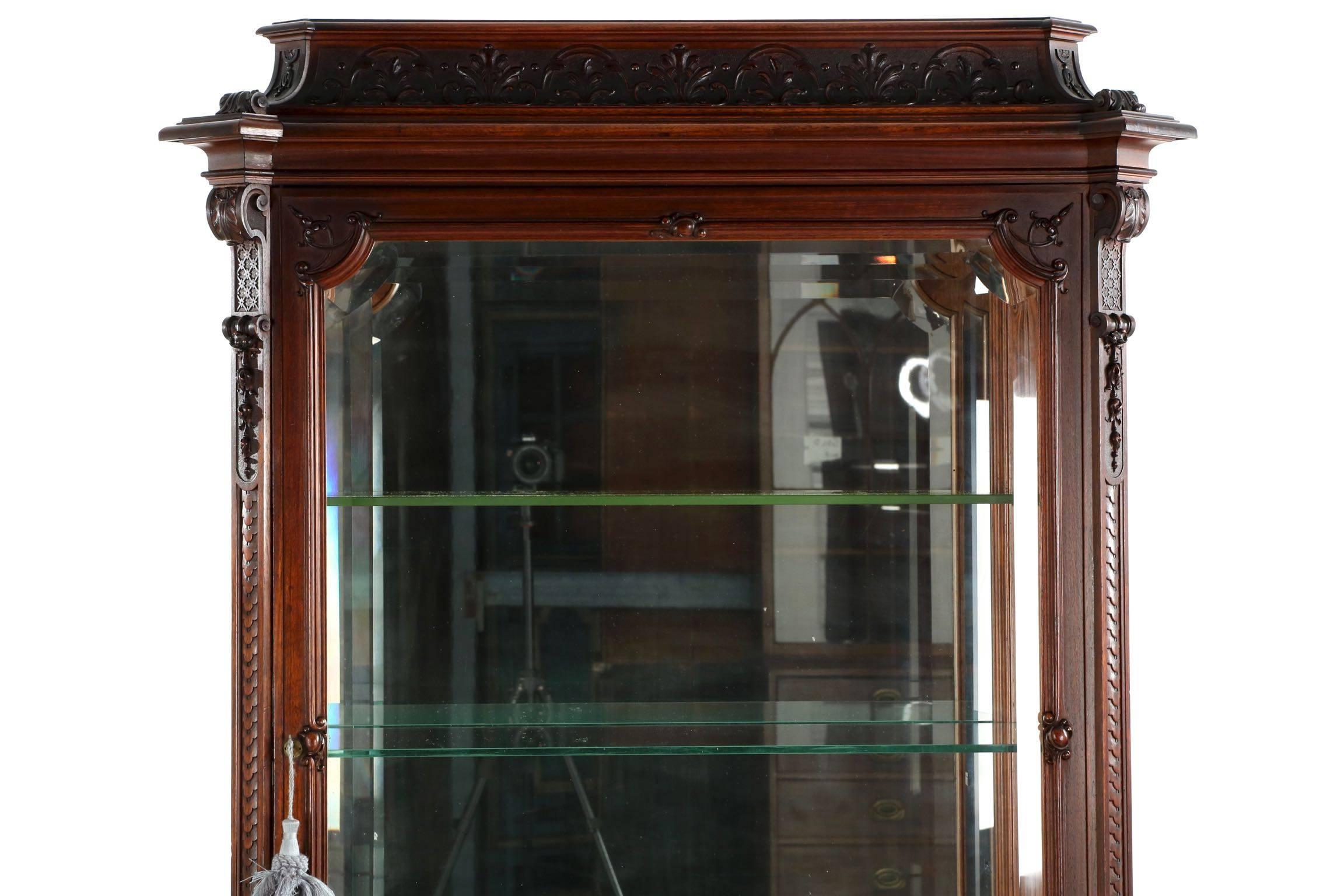 Rococo Revival Very Finely Carved Mahogany Two-Part Display Cabinet, England circa 1890