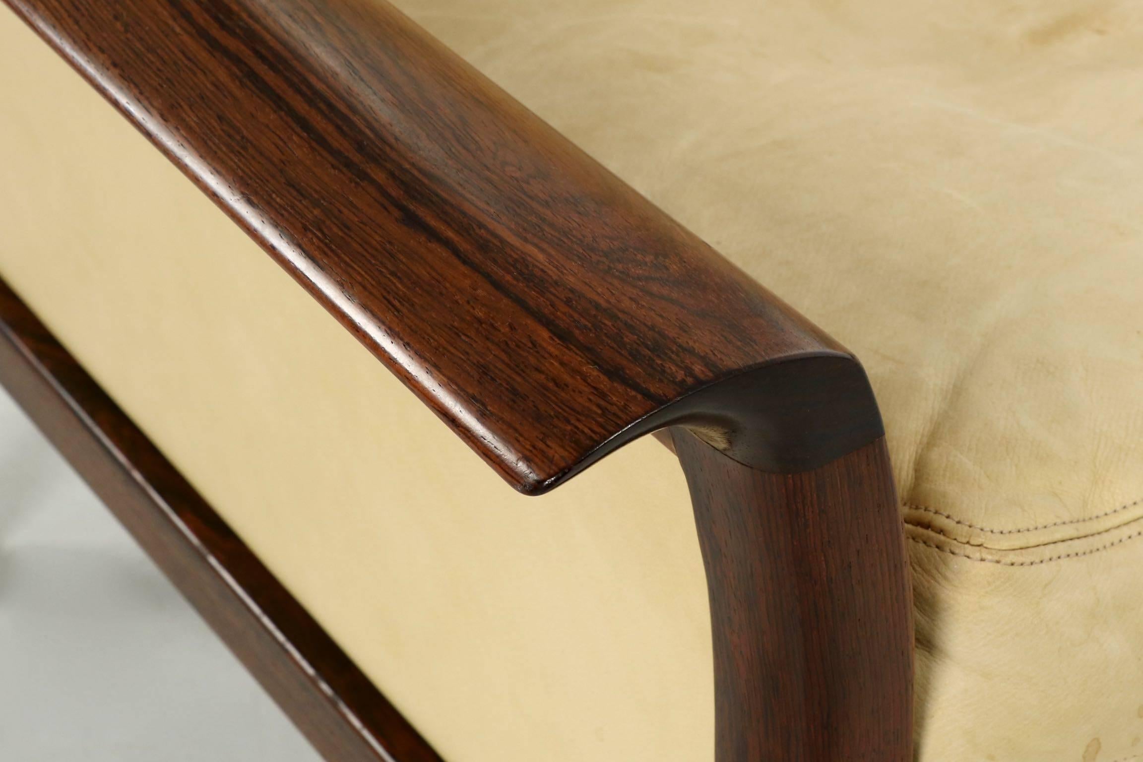 Sculpted Rosewood and Leather Lounge Chair by Hans Olsen for Vatne Møbler 1