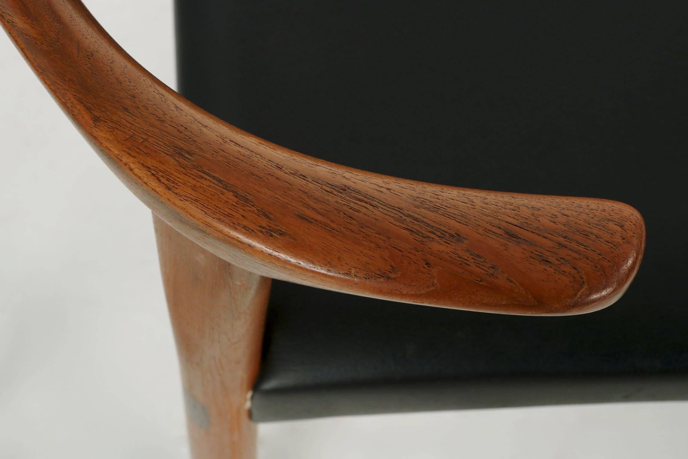 Vintage Pair of Danish Mid-Century Sculpted Teak & Rosewood Inlaid Elbow Chairs 1