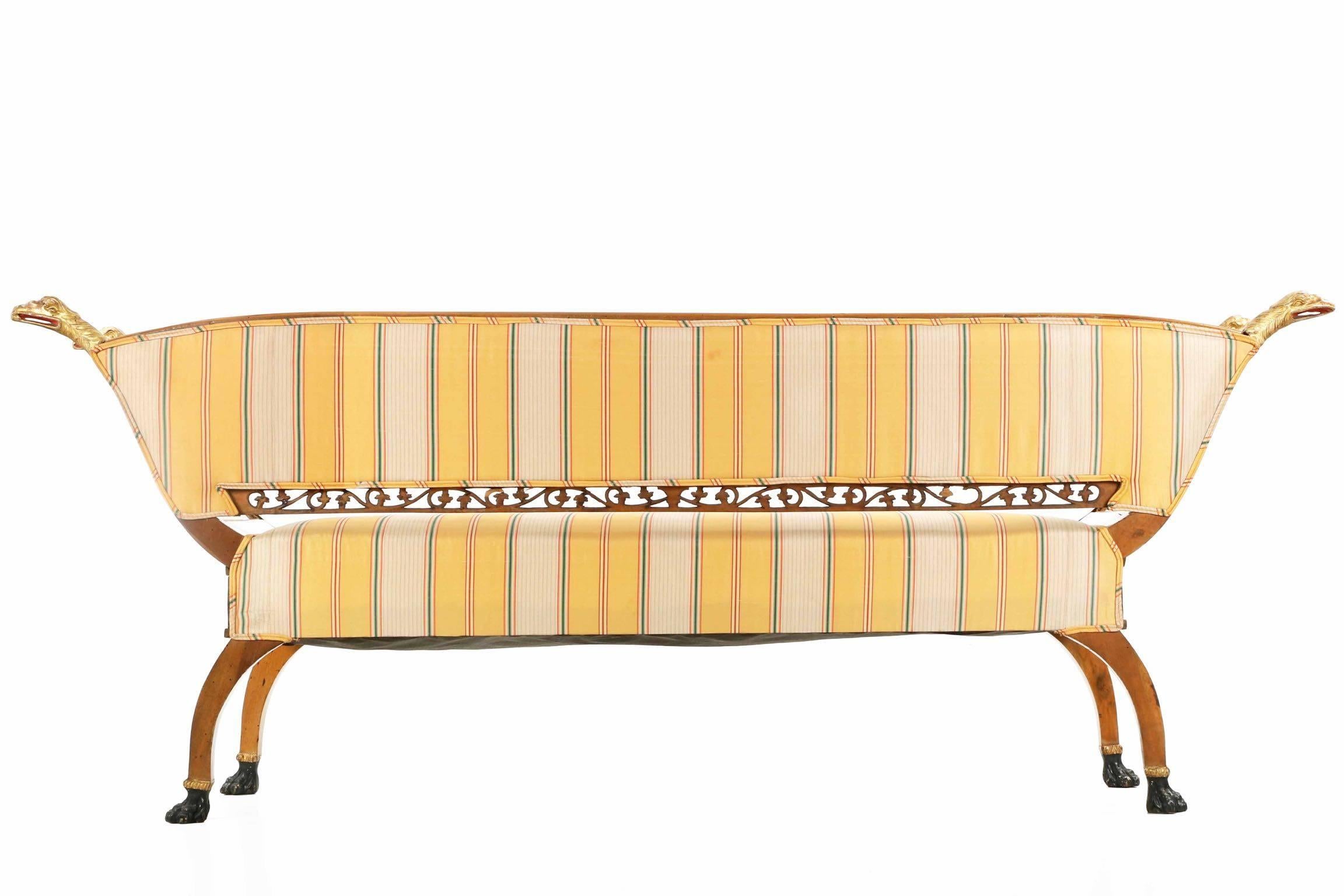European Fine Neoclassical Parcel-Gilt and Ebonized Canapé Settee Sofa, 19th Century
