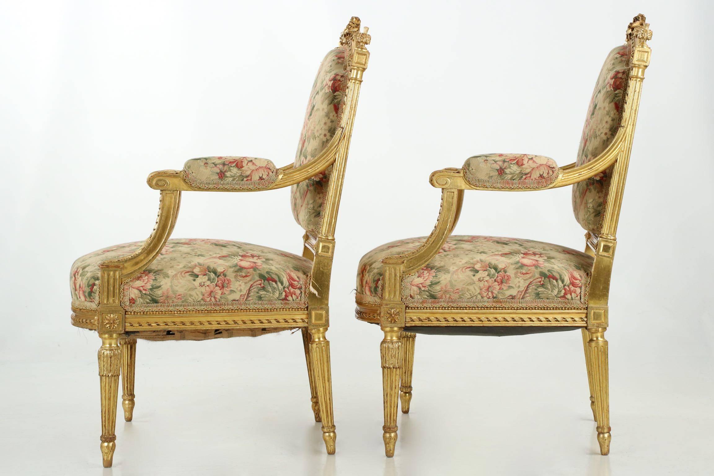 French Finely Carved Pair of Louis XVI Style Giltwood Fauteuils, circa 1900