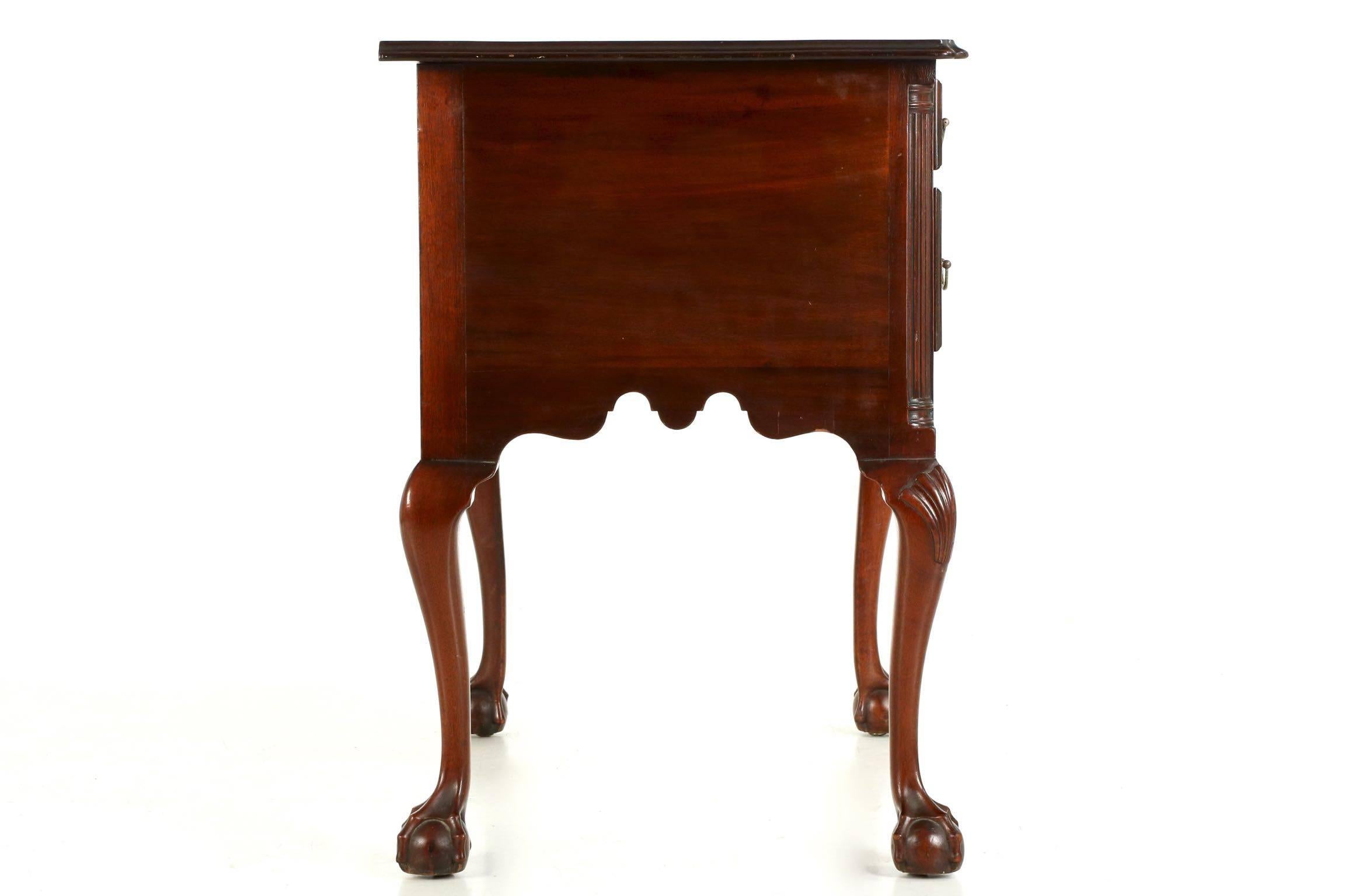 Early 20th Century American Chippendale Style Mahogany Lowboy in the Connecticut Taste