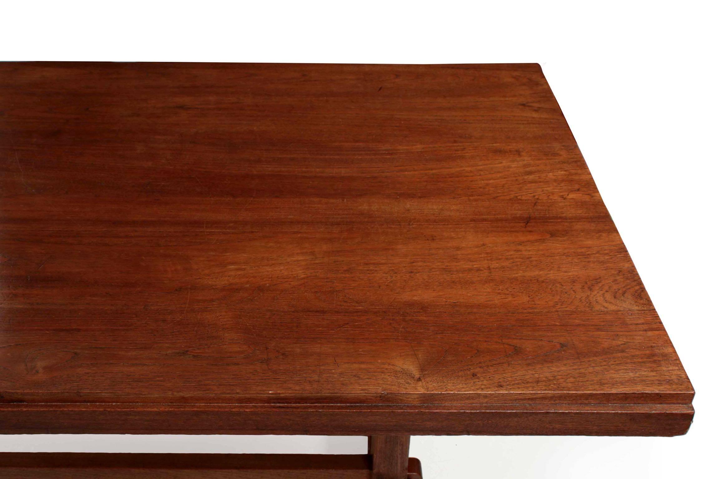 English Arts & Crafts Teak Trestle Dining Table, circa 1930 In Excellent Condition In Shippensburg, PA