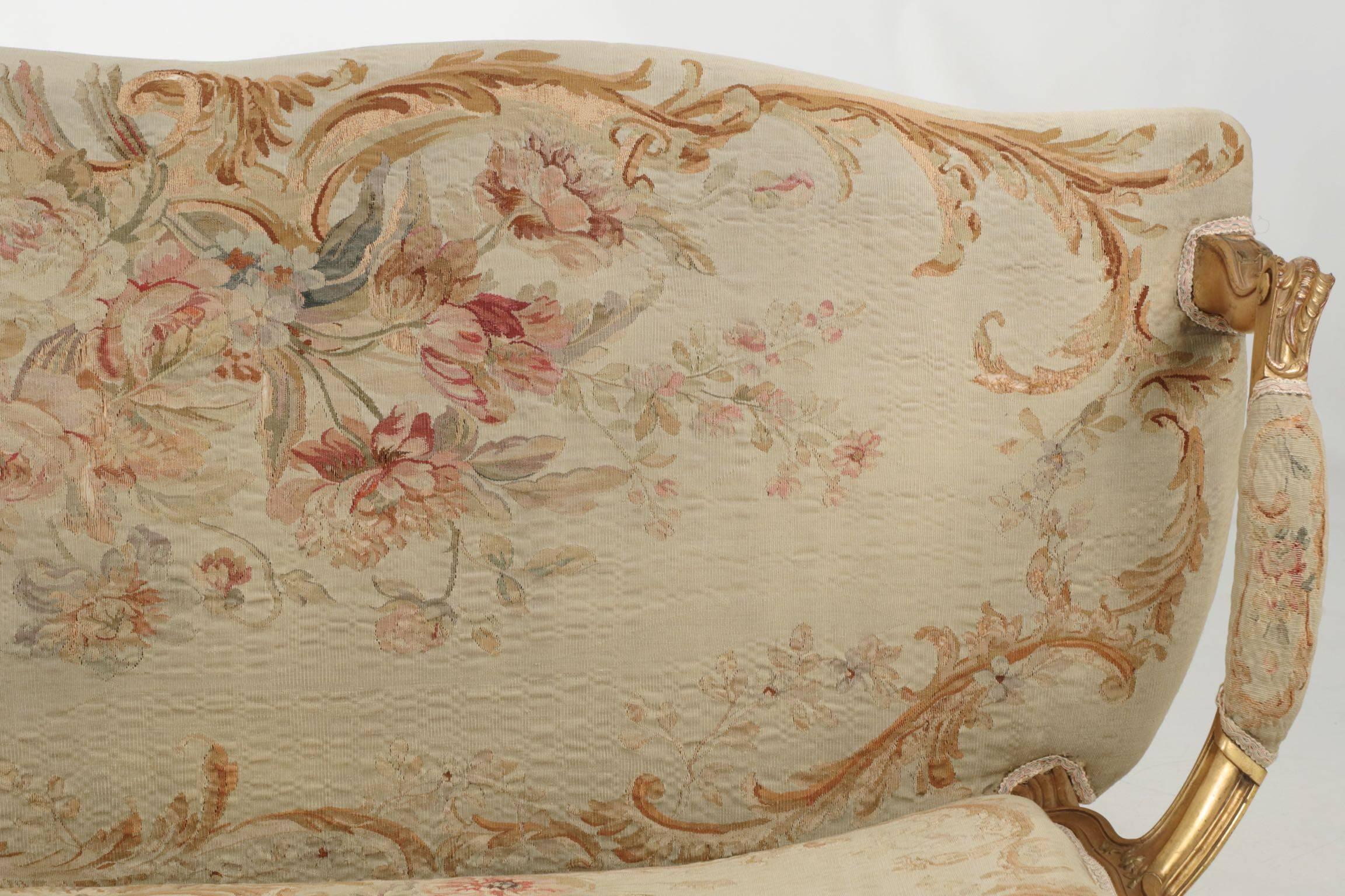 French Louis XV Style Carved Giltwood Antique Settee Sofa, circa 1900 4