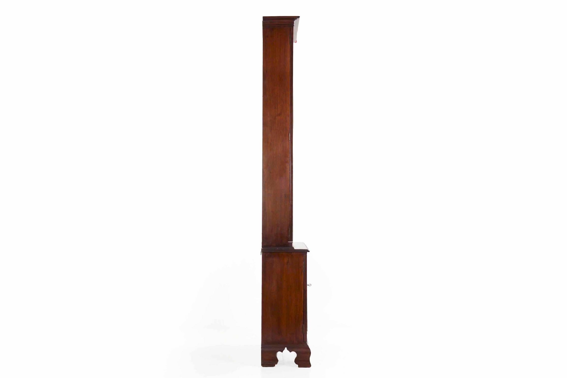 English George III Crotch-Mahogany Bookcase Cabinet of Thin Depth, circa 1780 In Good Condition In Shippensburg, PA