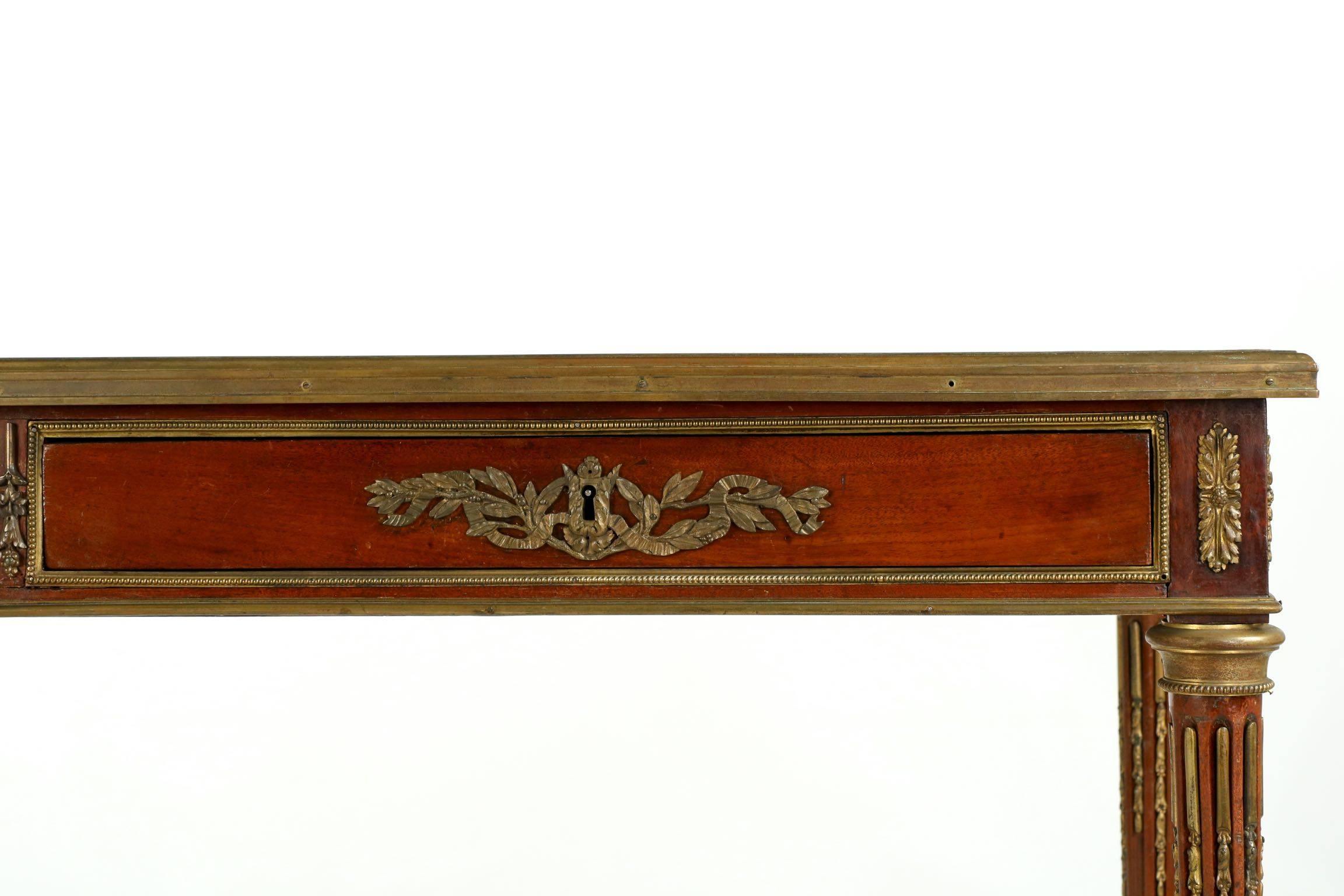 19th Century French Louis XVI Style Mahogany Leather Top Antique Writing Desk (19. Jahrhundert)