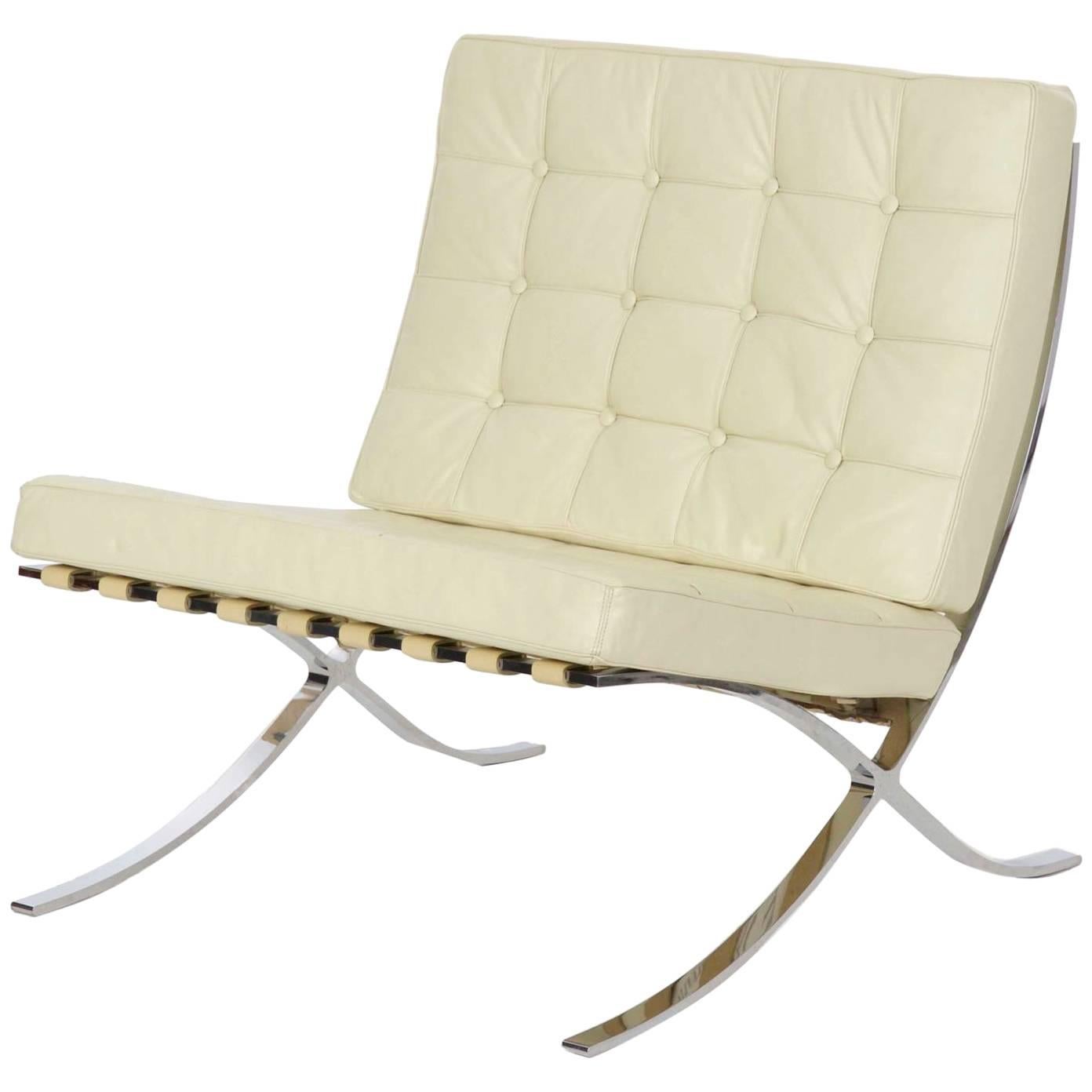 Mies van der Rohe Modern Italian White Leather Barcelona Lounge Chair