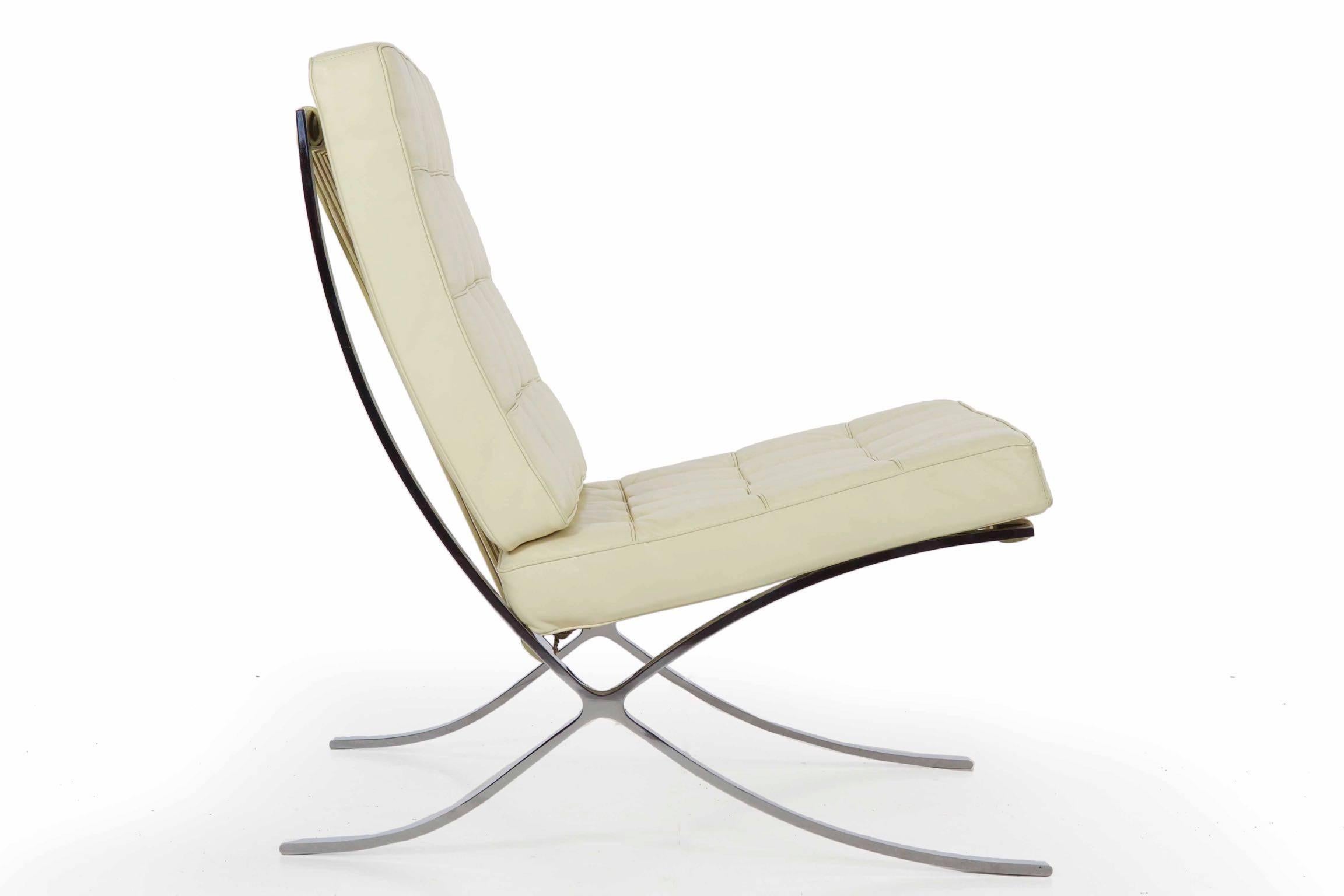 barcelona white leather chair