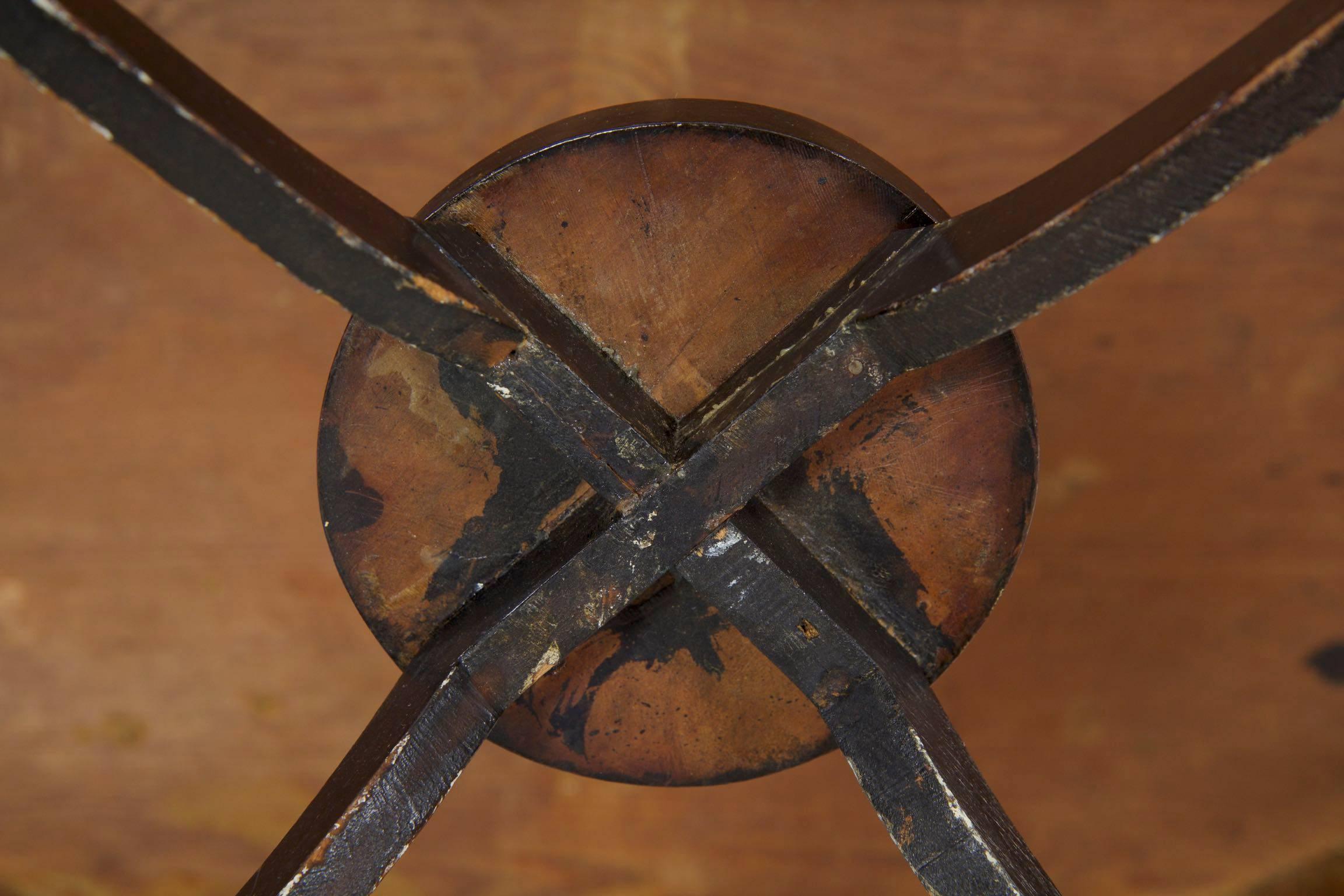 Antique Austrian Biedermeier Round Fruitwood Centre Table, circa 1825 14