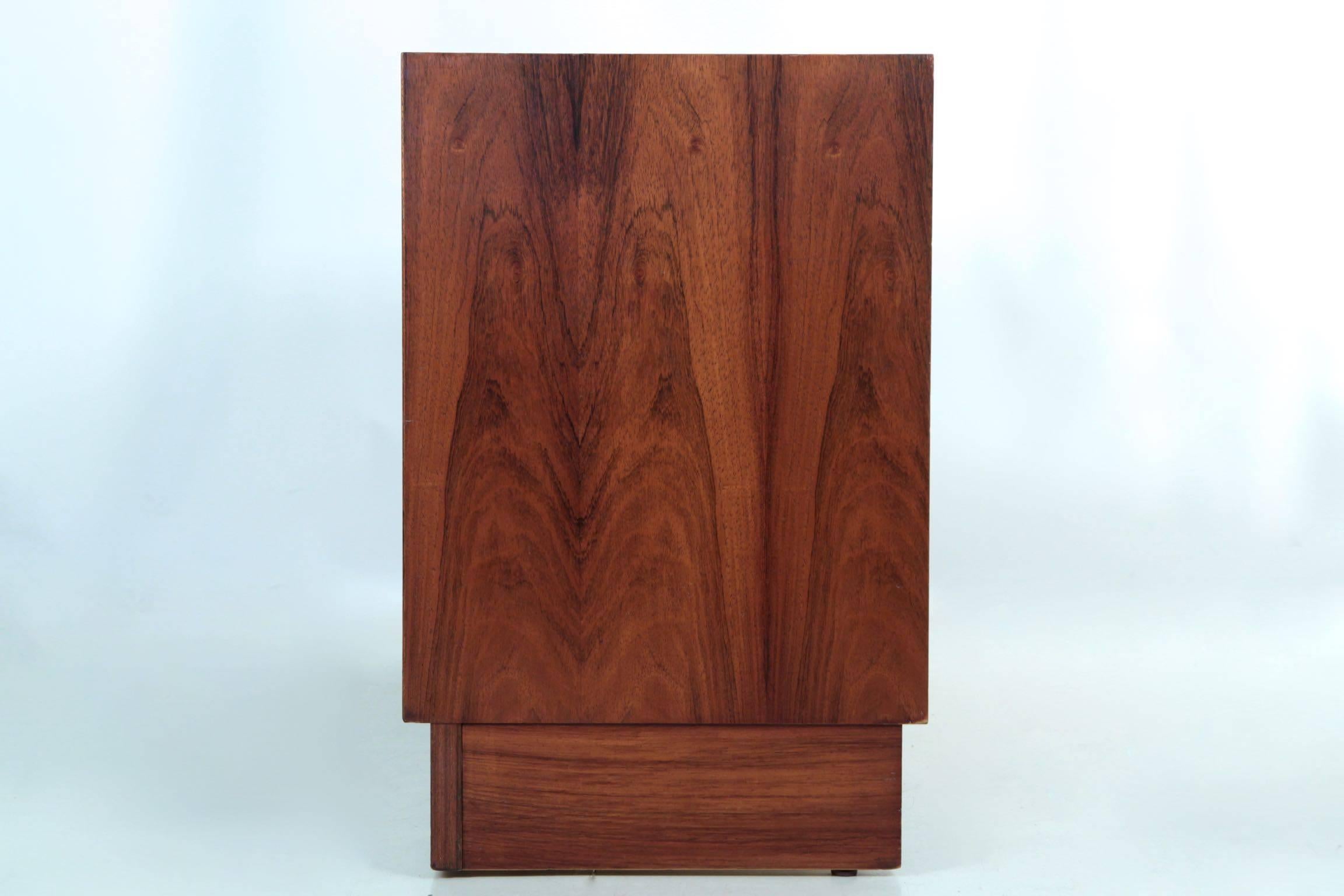 Danish Mid-Century Modern Rosewood Credenza Chest of Drawers by Poul Hundevad 1