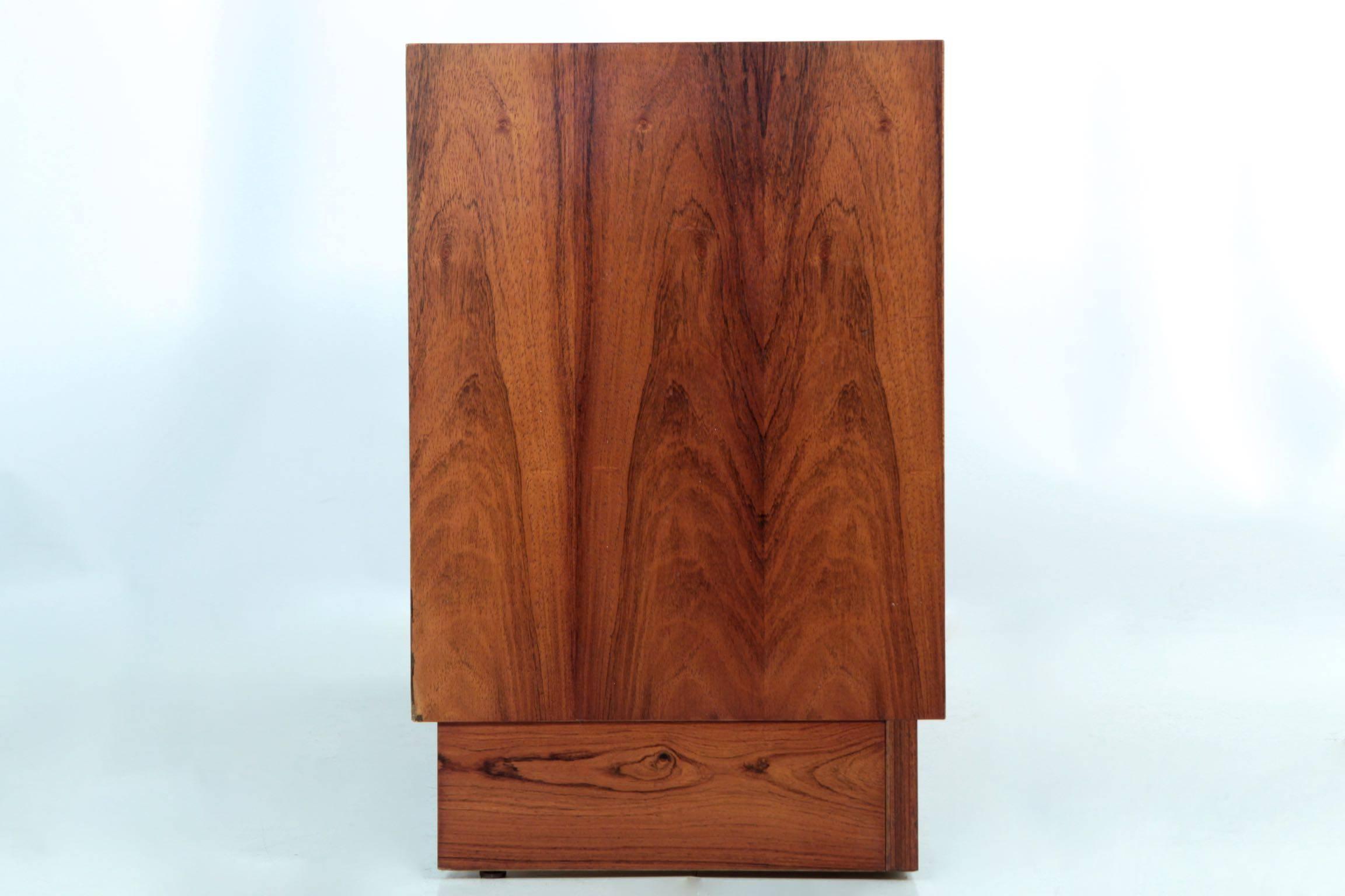 Danish Mid-Century Modern Rosewood Credenza Chest of Drawers by Poul Hundevad 4