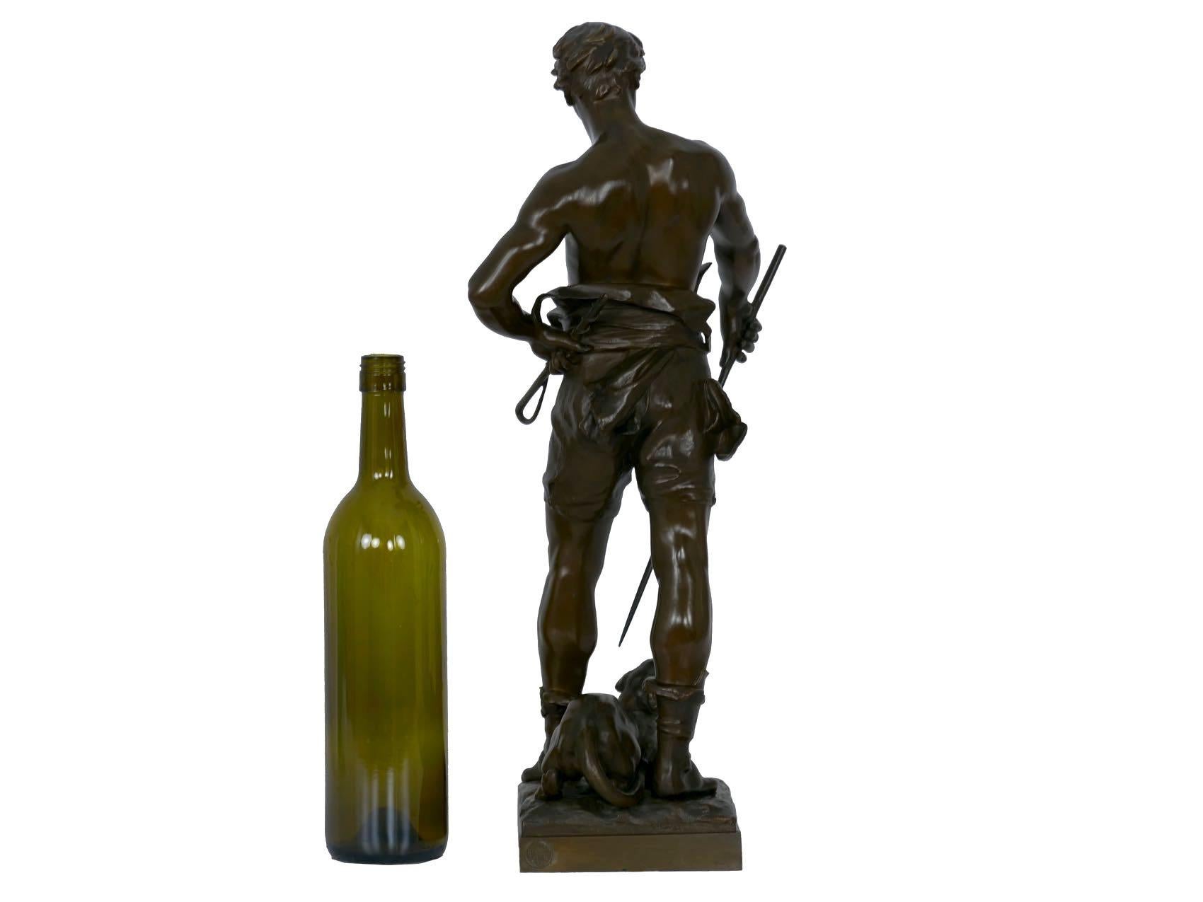 20ième siècle Sculpture française en bronze ancien Belluaire d’Eugène Marioton