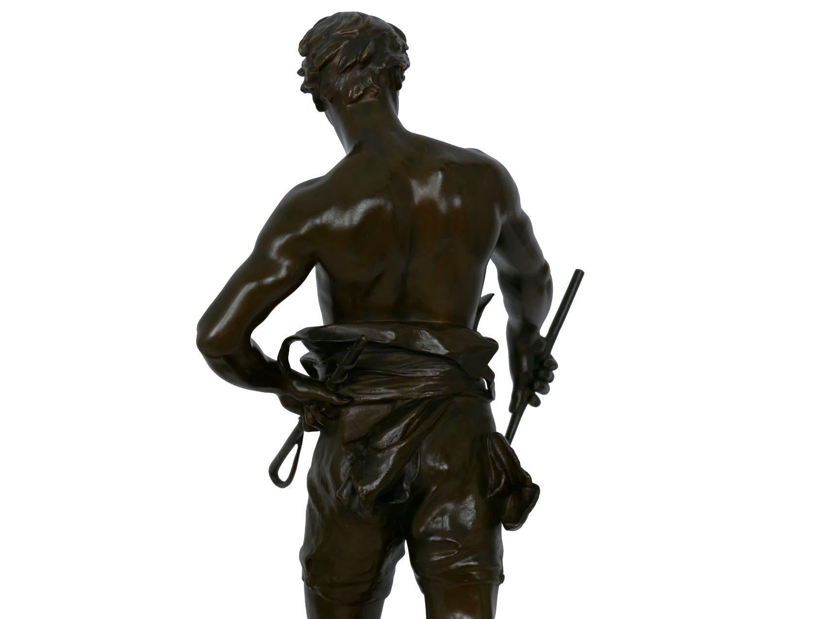 Bronze Sculpture française en bronze ancien Belluaire d’Eugène Marioton