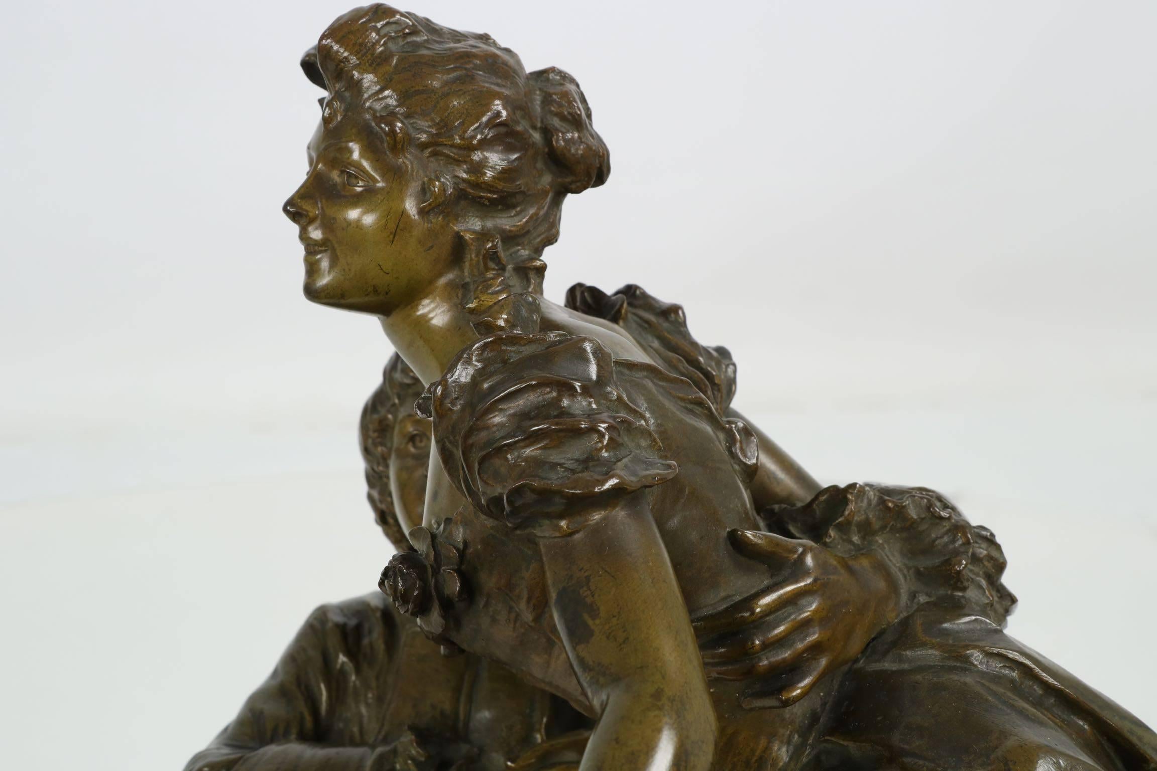 Tiffany & Co. French School Bronze Sculpture of Courting Couple, circa 1890-1910 In Excellent Condition In Shippensburg, PA