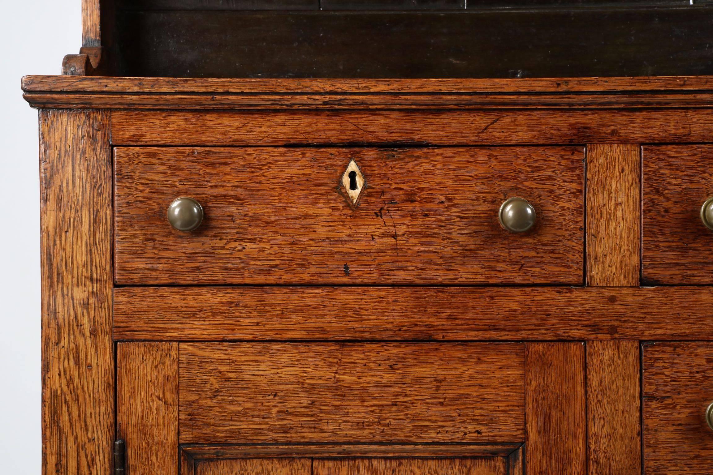 English Antique Oak Welsh Cupboard Cabinet, Early 19th Century 3