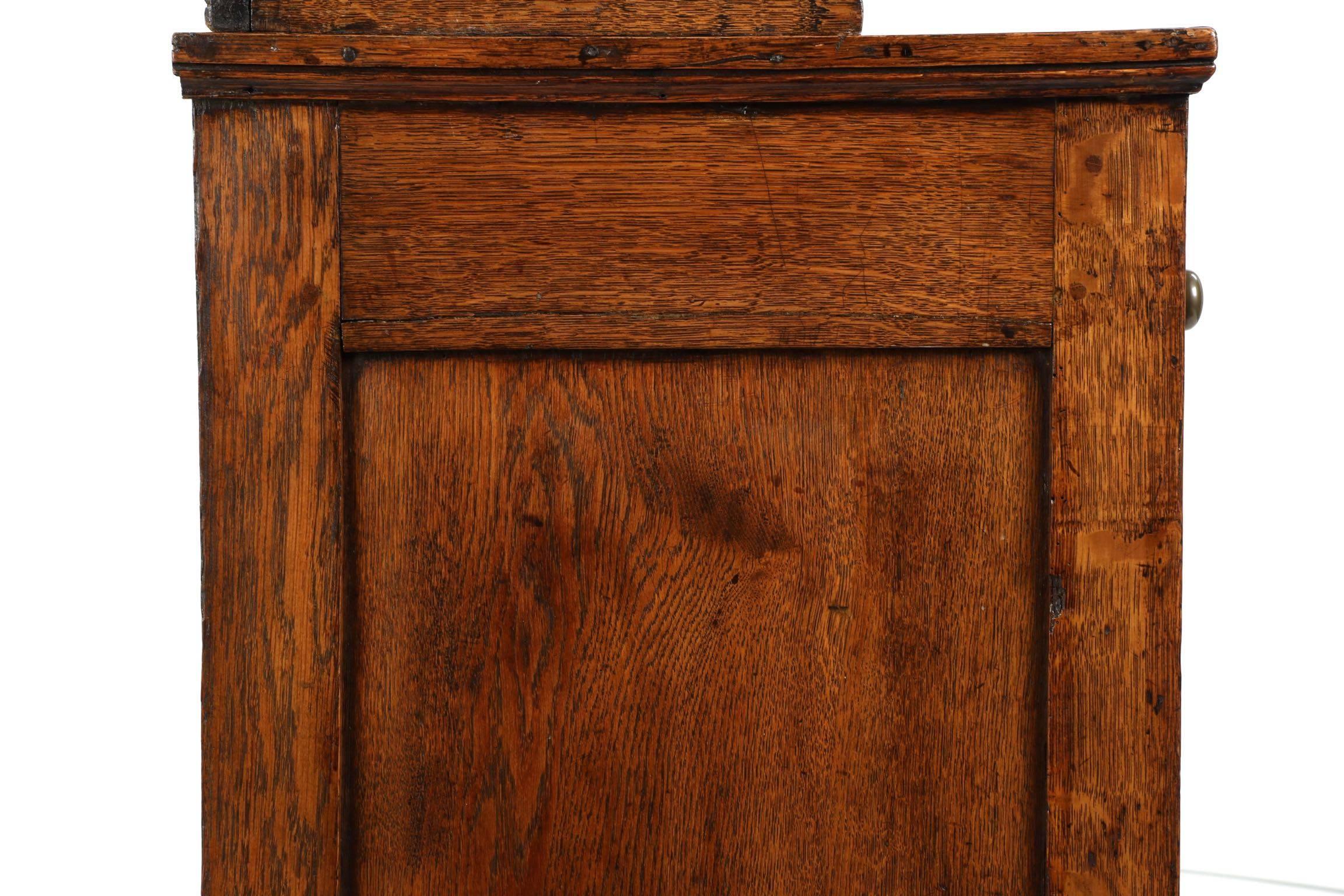 English Antique Oak Welsh Cupboard Cabinet, Early 19th Century 5