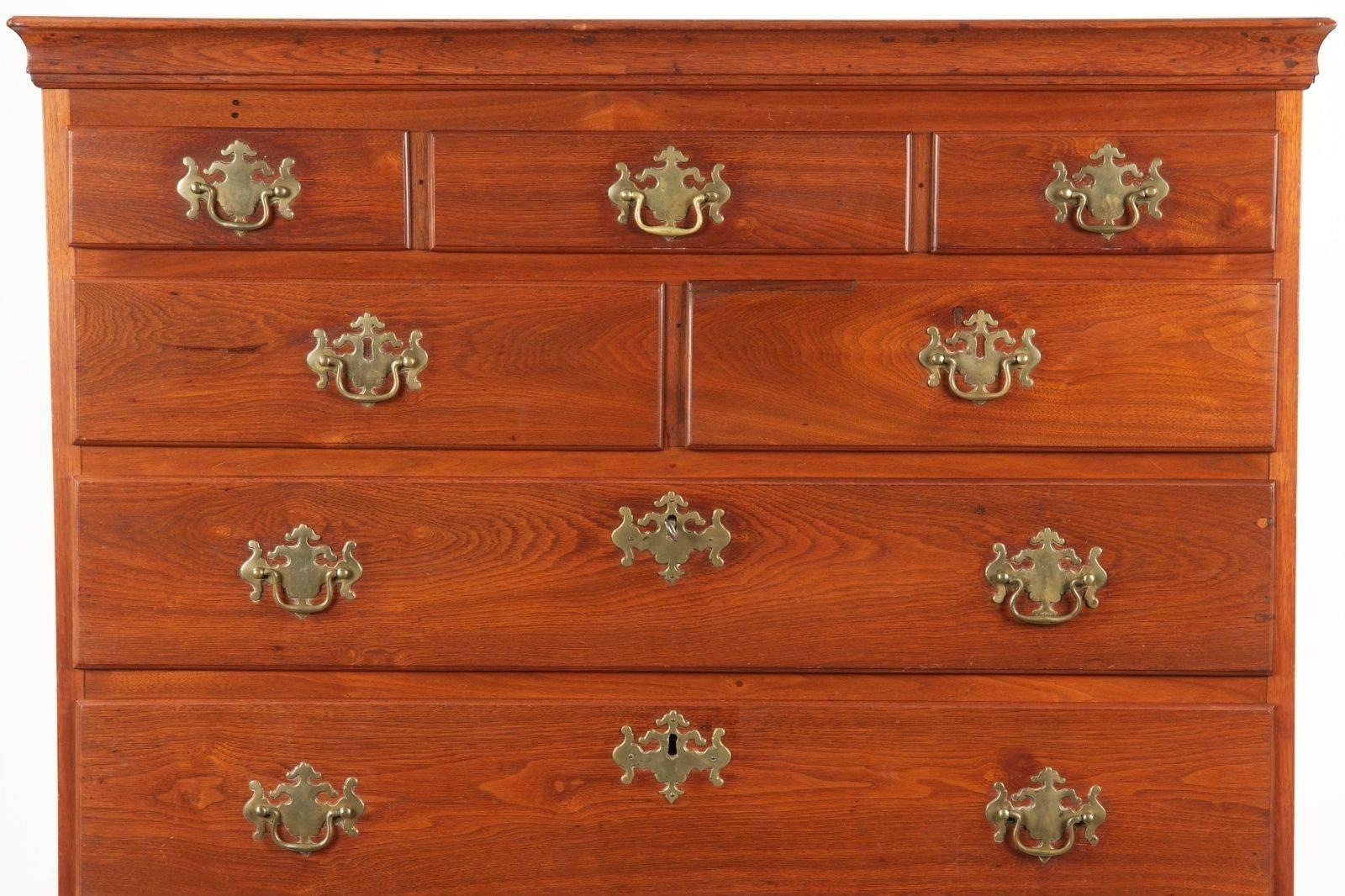 American Chippendale Walnut Chest of Drawers, Pennsylvania, Late 18th Century 3