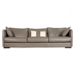 Modernes italienisches Alfred-Sofa aus genähtem Leder von Gamma Arredamenti