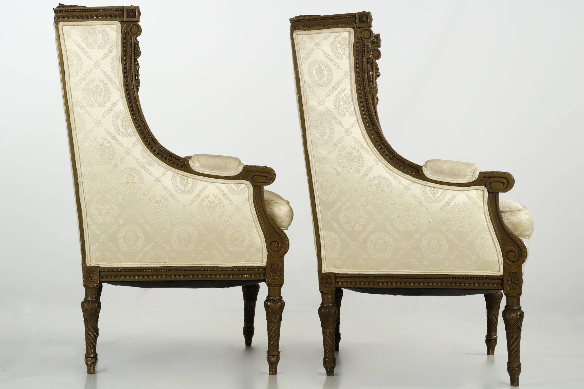 19th Century French Louis XVI Style Green Suite of Antique Settee and Two Chairs In Good Condition In Shippensburg, PA