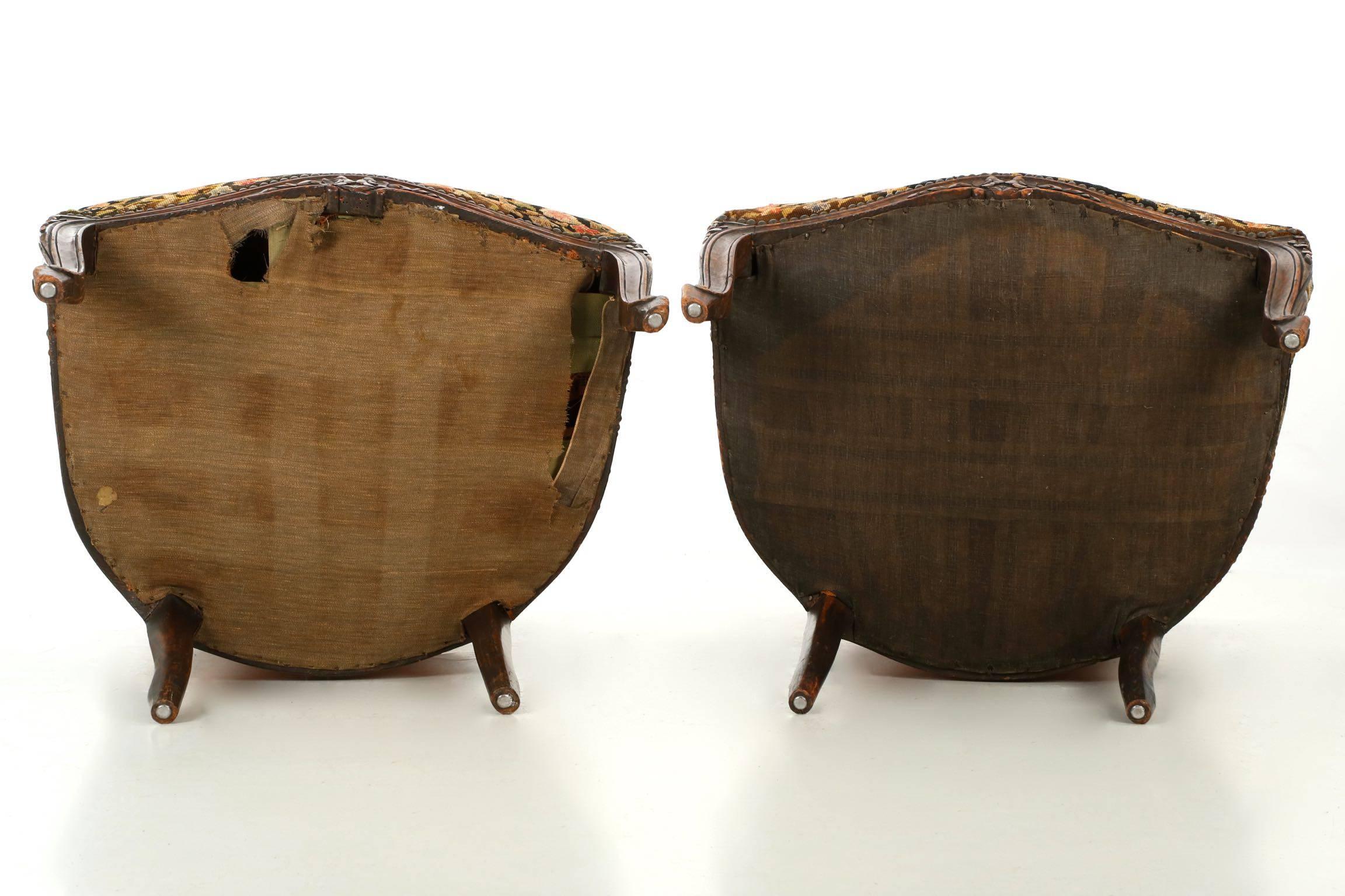 French Louis XV Pair of Fruitwood Bergeres, 19th Century 4