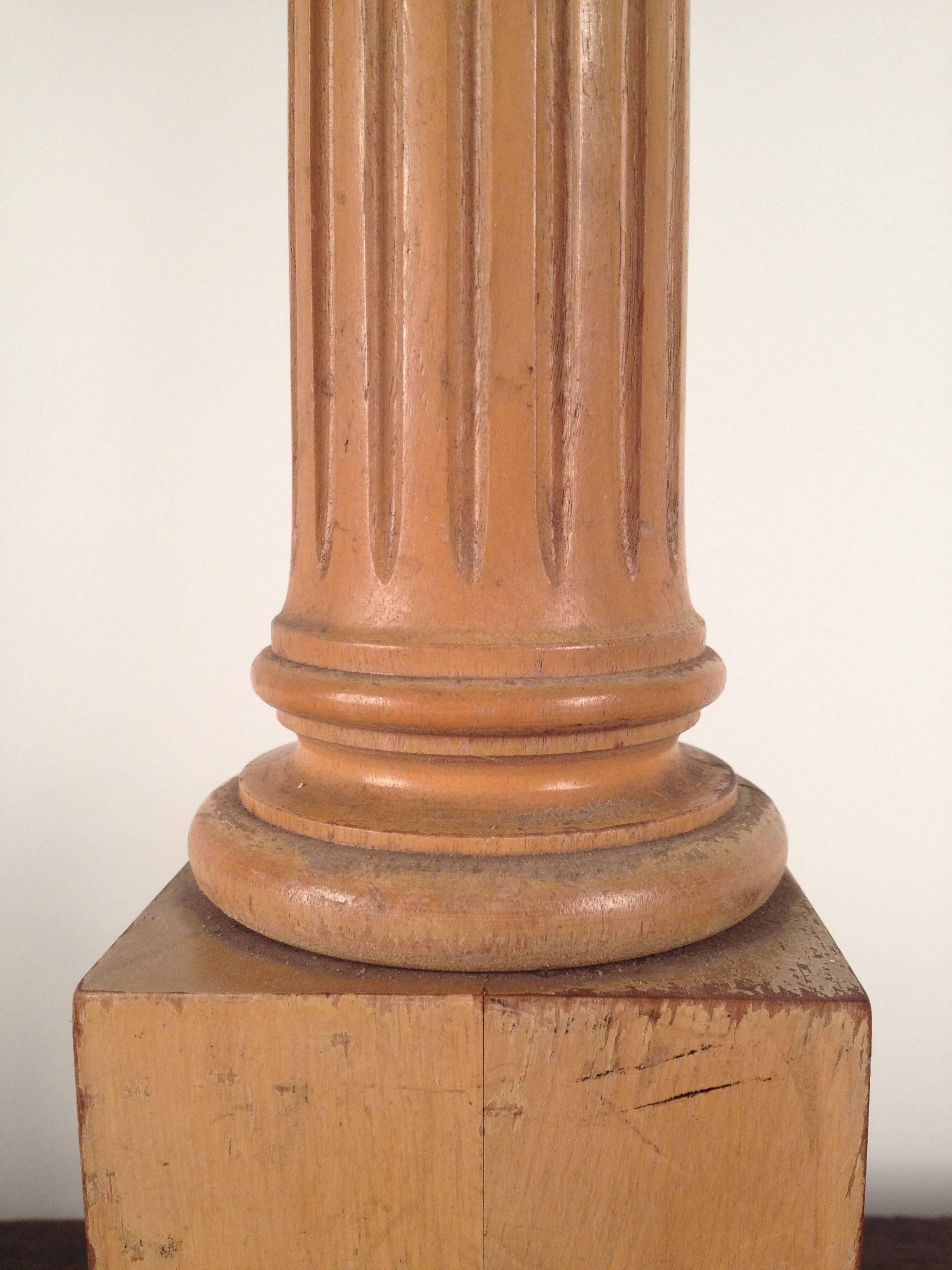 American Pair of 1920s Wood Fluted Column Lamps For Sale