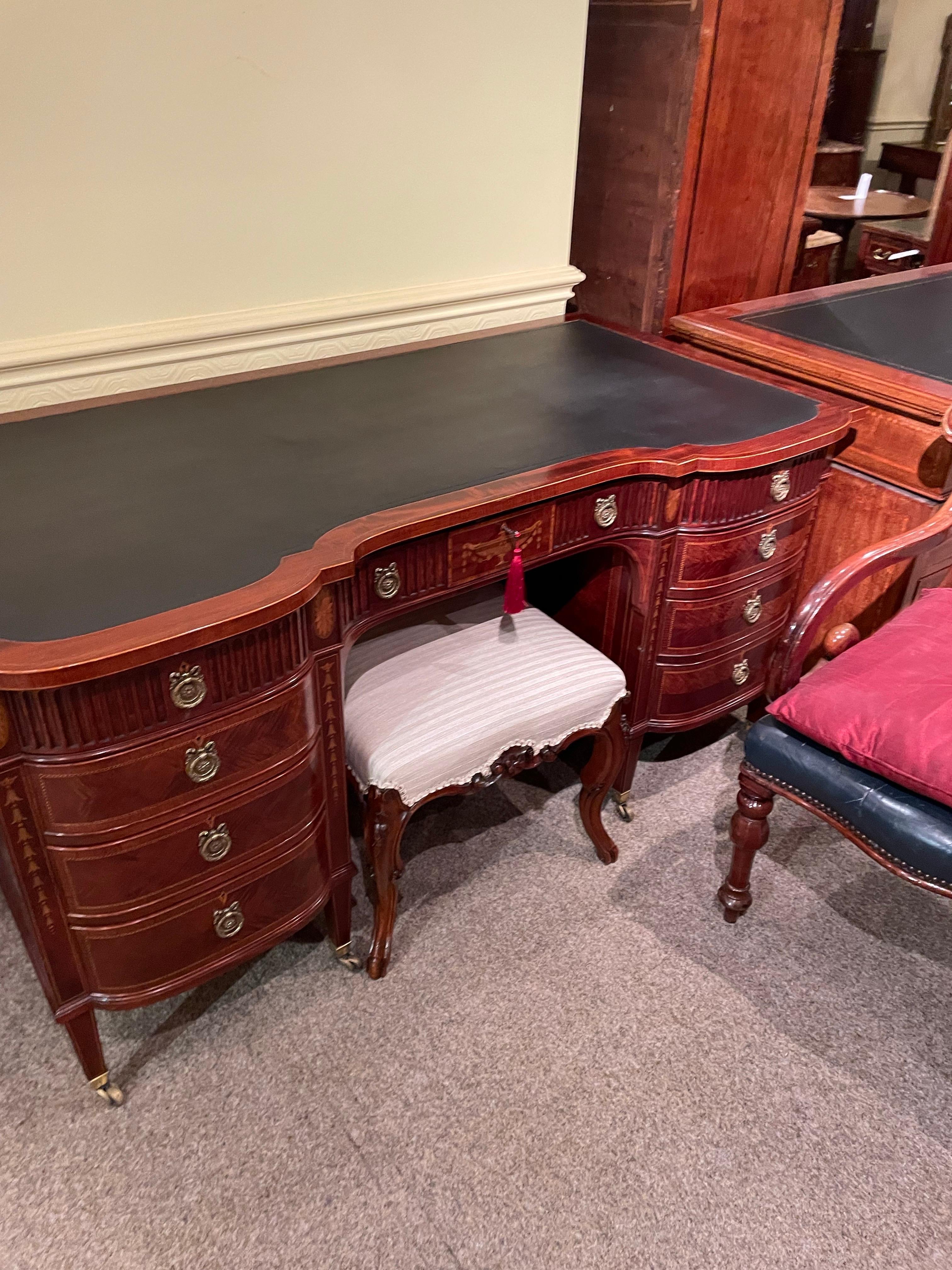 William IV Mahogany Occasional Table For Sale 1