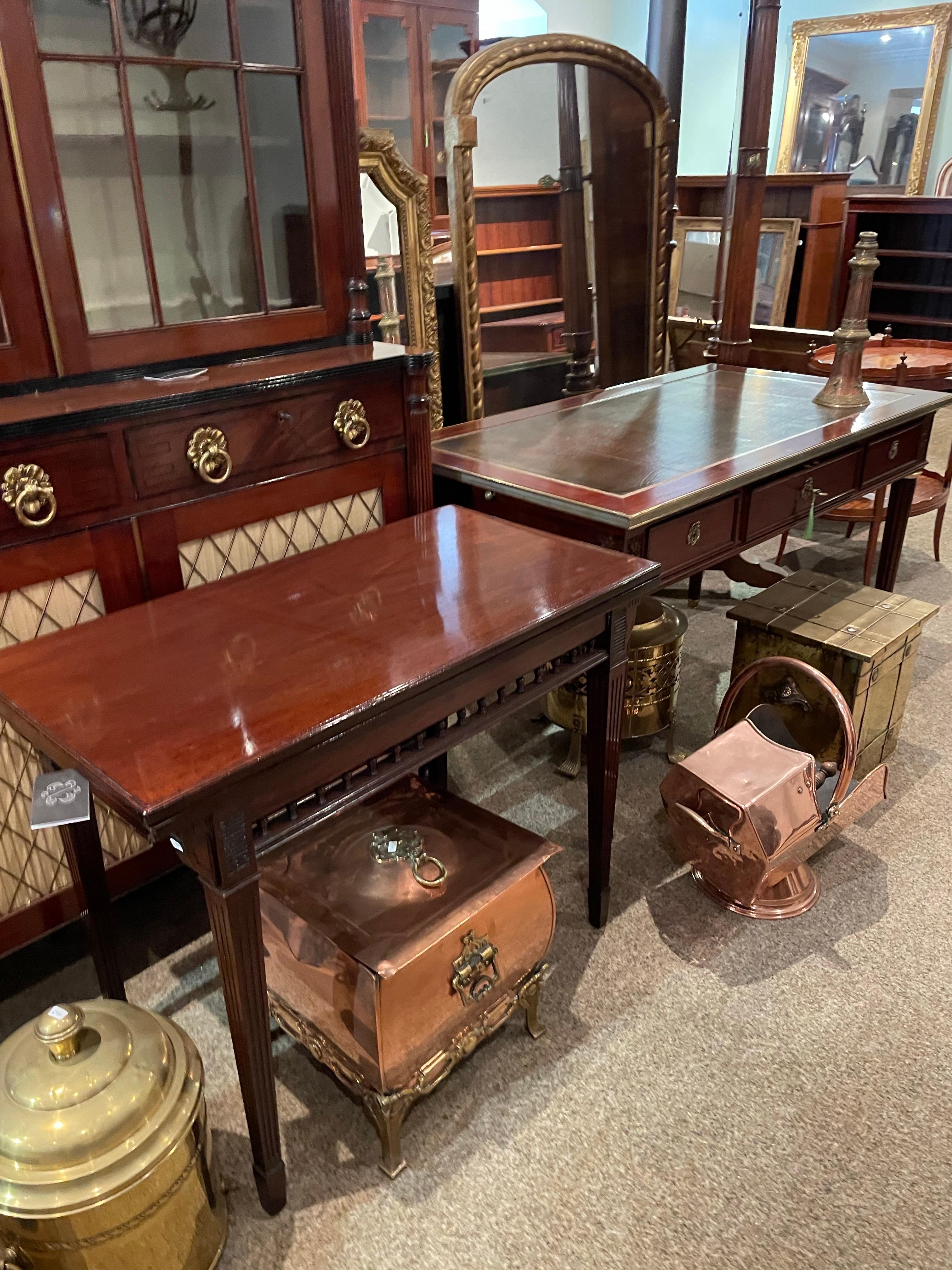 French 19th Century Brass and Inlaid Occasional Table For Sale 8
