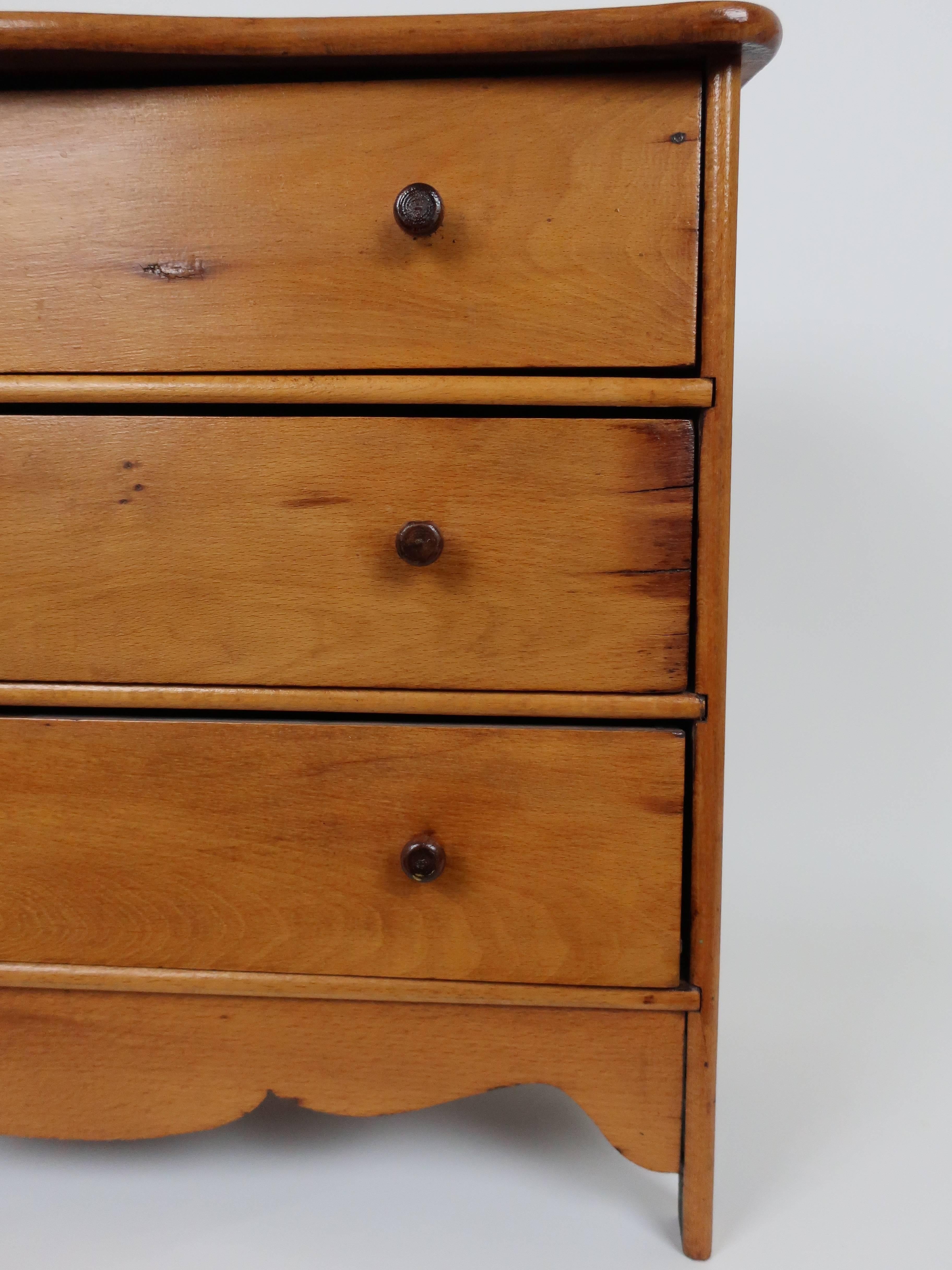 Hand-Crafted Early 19th Century American Miniature Pine Chest of Drawers