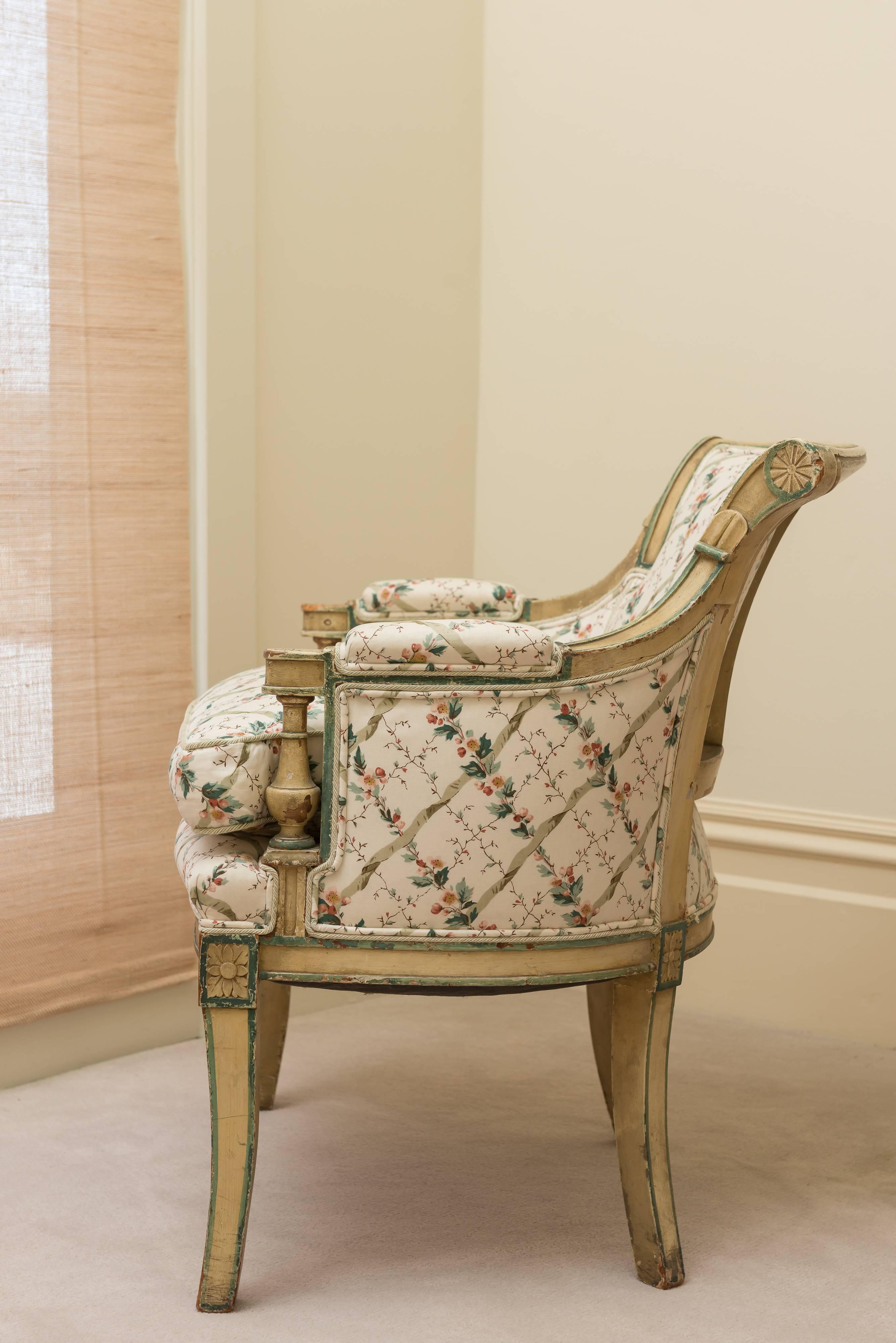 French 18th Century Directoire Painted Ladies' Chair For Sale