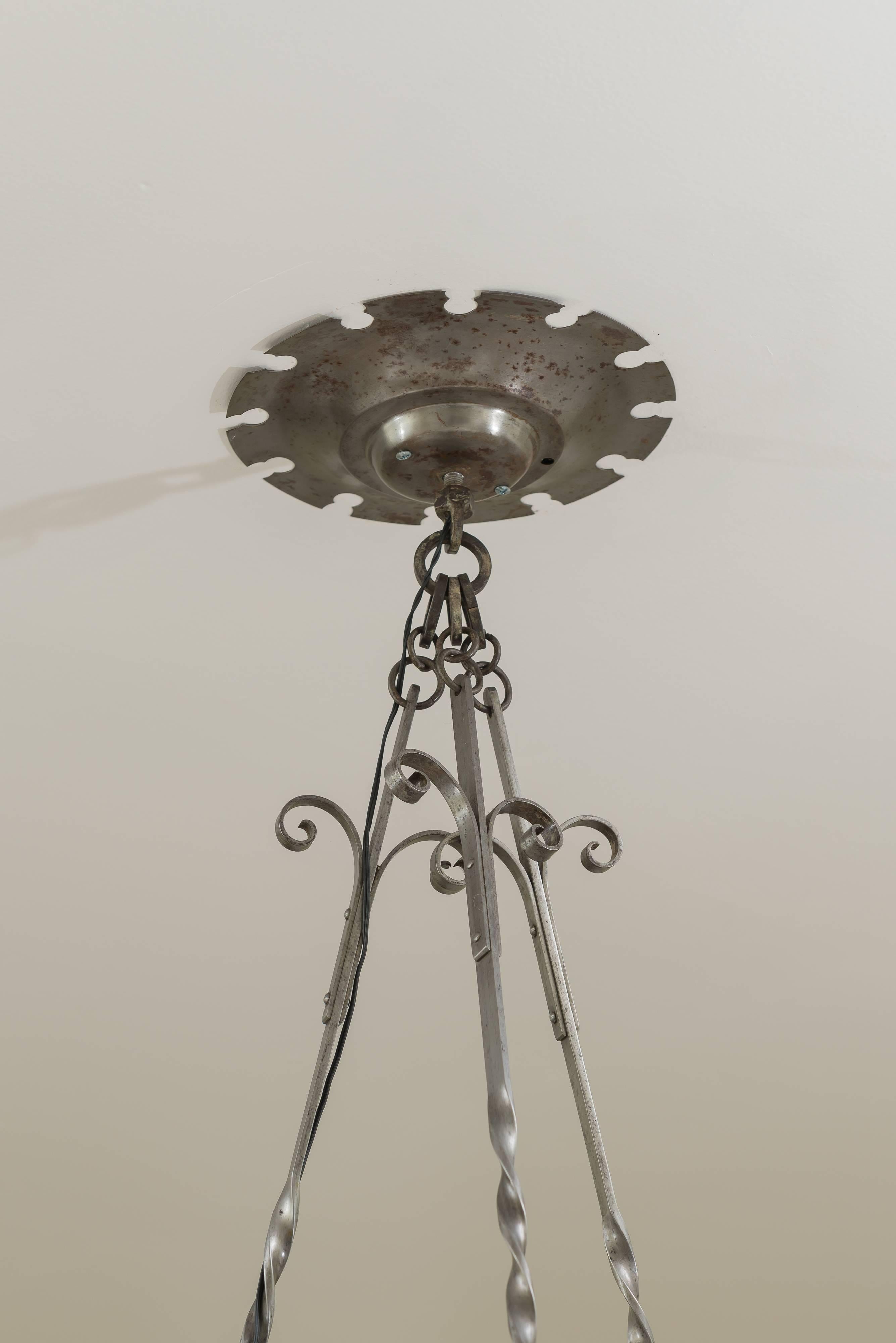 Beaux-Arts Lampadario a sei luci in metallo del XIX secolo in vendita
