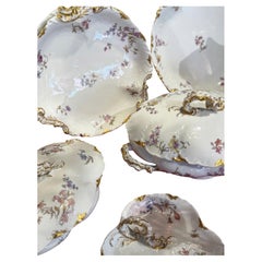Elegant Limoges' porcelain dinner set, 19th century