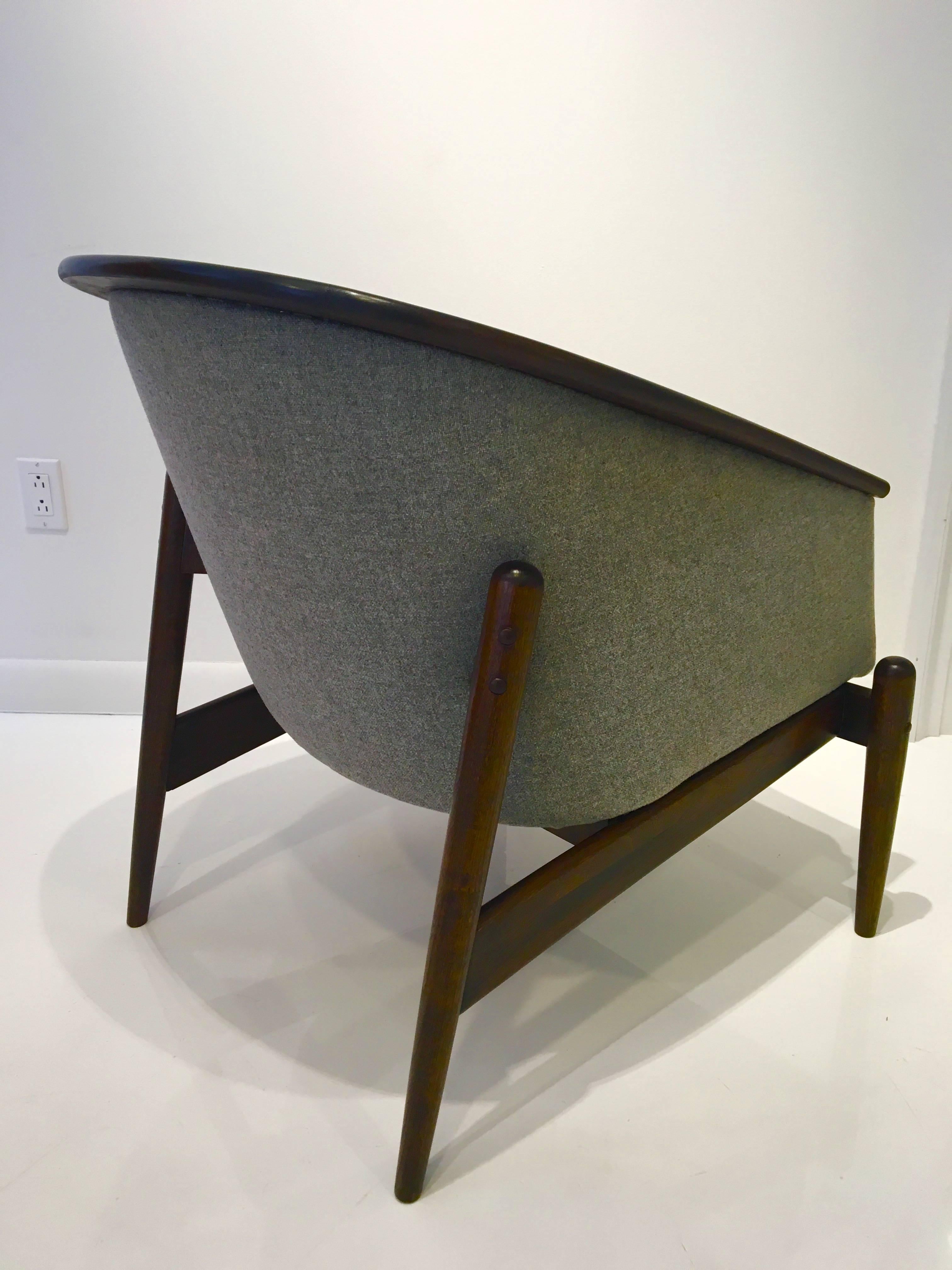 Sculptural Mid-Century Modern American Chair For Sale 1