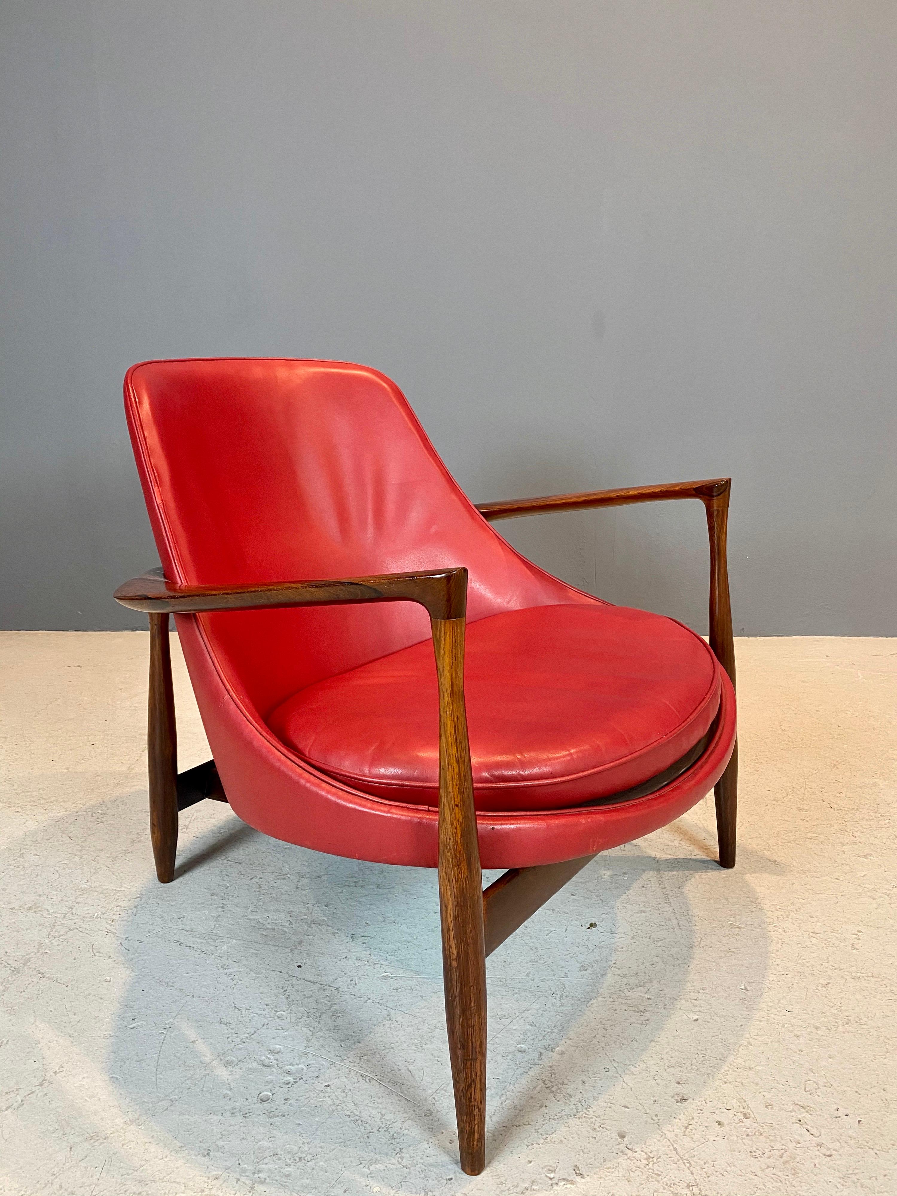 Ib Kofod - Larsen “Elizabeth” Chair in Rosewood, 1956 In Good Condition In New York, NY