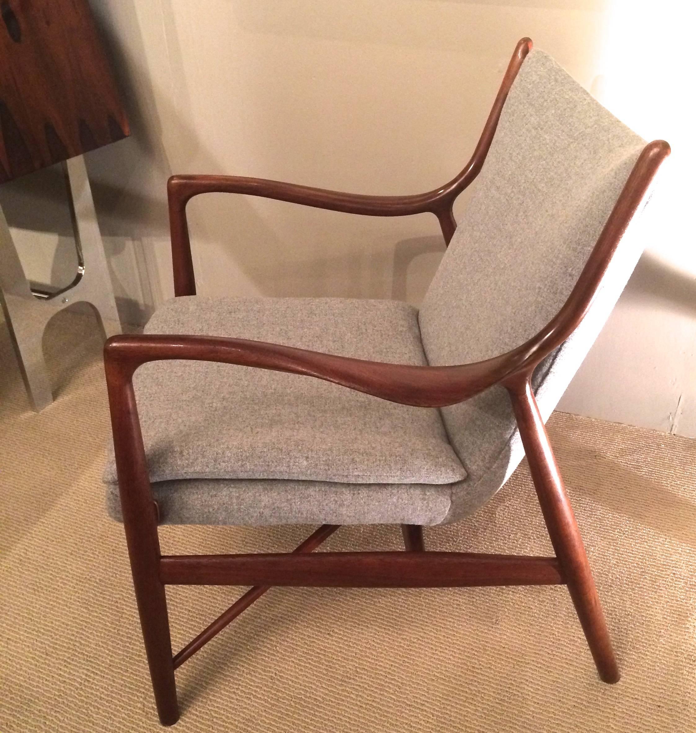 Scandinavian Modern Finn Juhl, NV Model 45 Chair