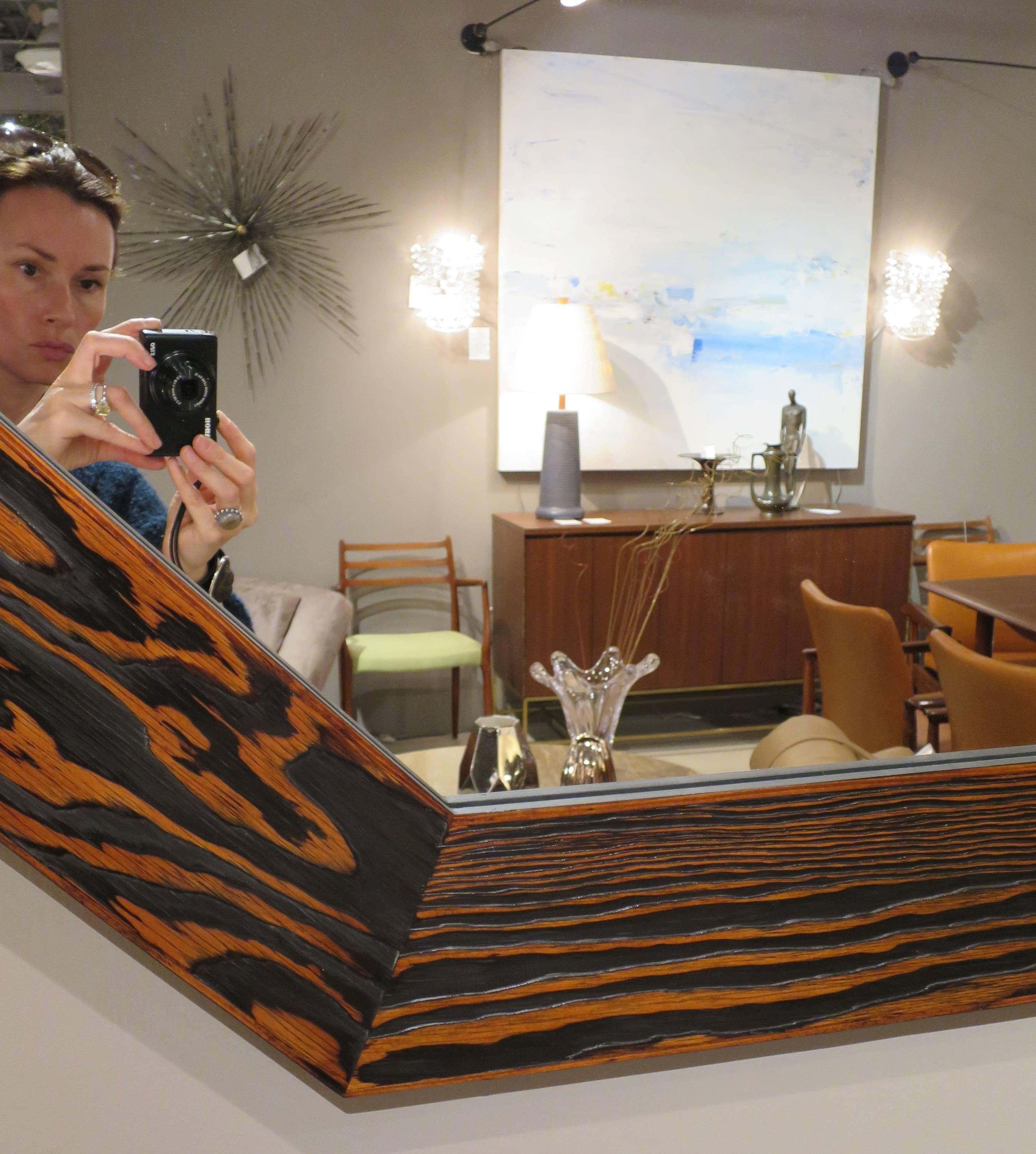 Paire de miroirs octogonaux inspirés par Eileen Grey Excellent état - En vente à New York, NY