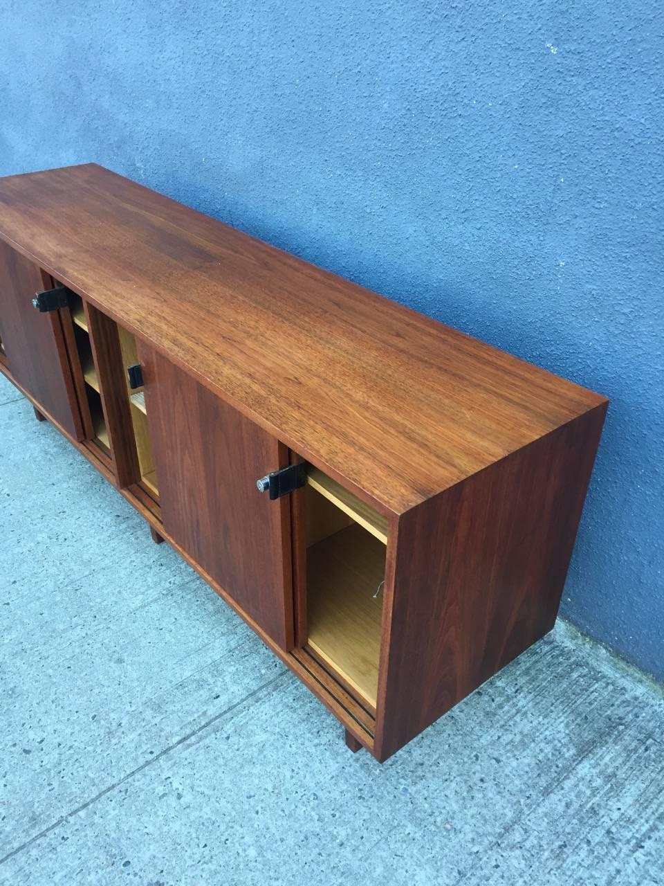 American Early Florence Knoll Walnut Credenza, 1950s