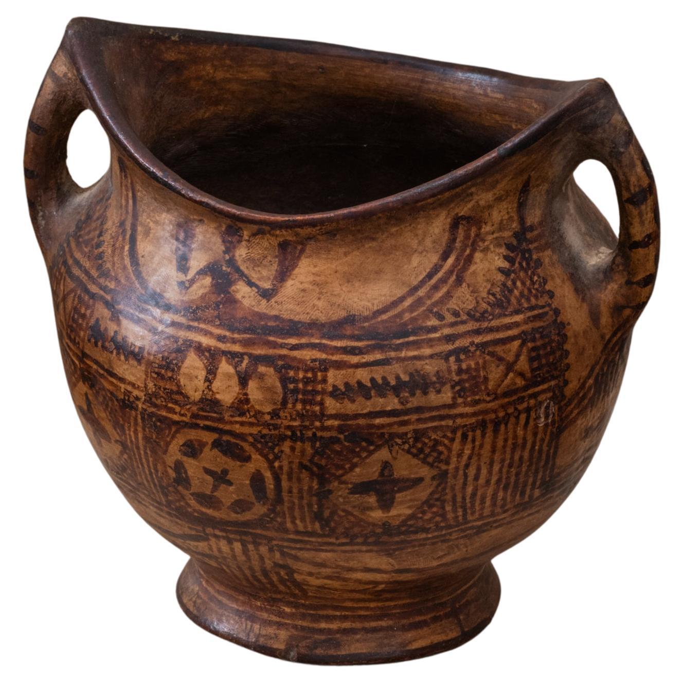 Early 20th Century Moroccan Beni Ouriaghel Berber Terracotta Drinking Vessel For Sale