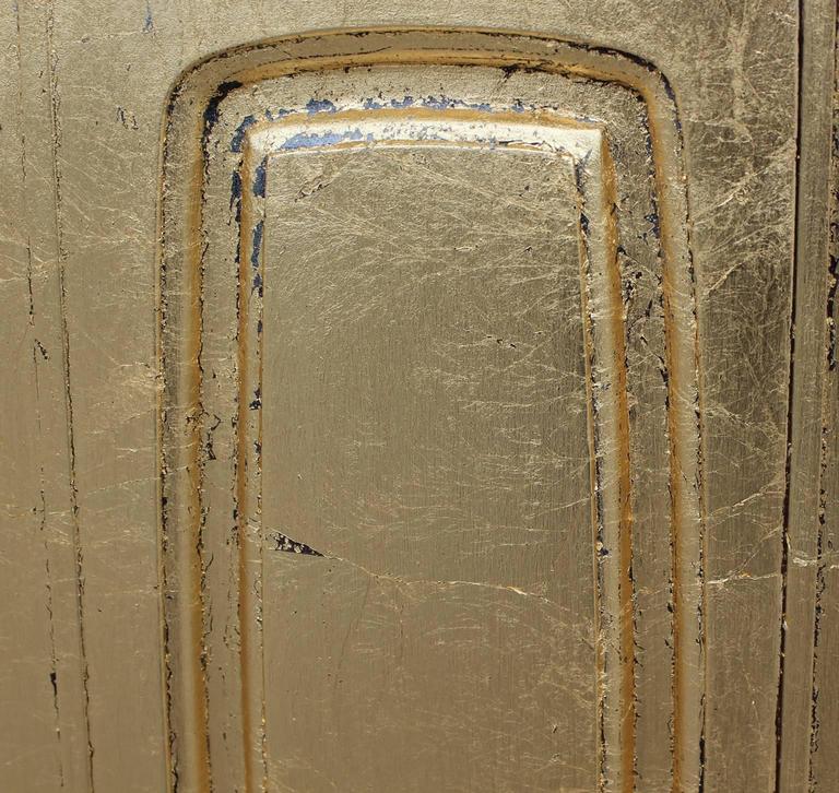 Glam Pair of Modern Gold Leaf and White Lacquer Night Stands For Sale at 1stdibs