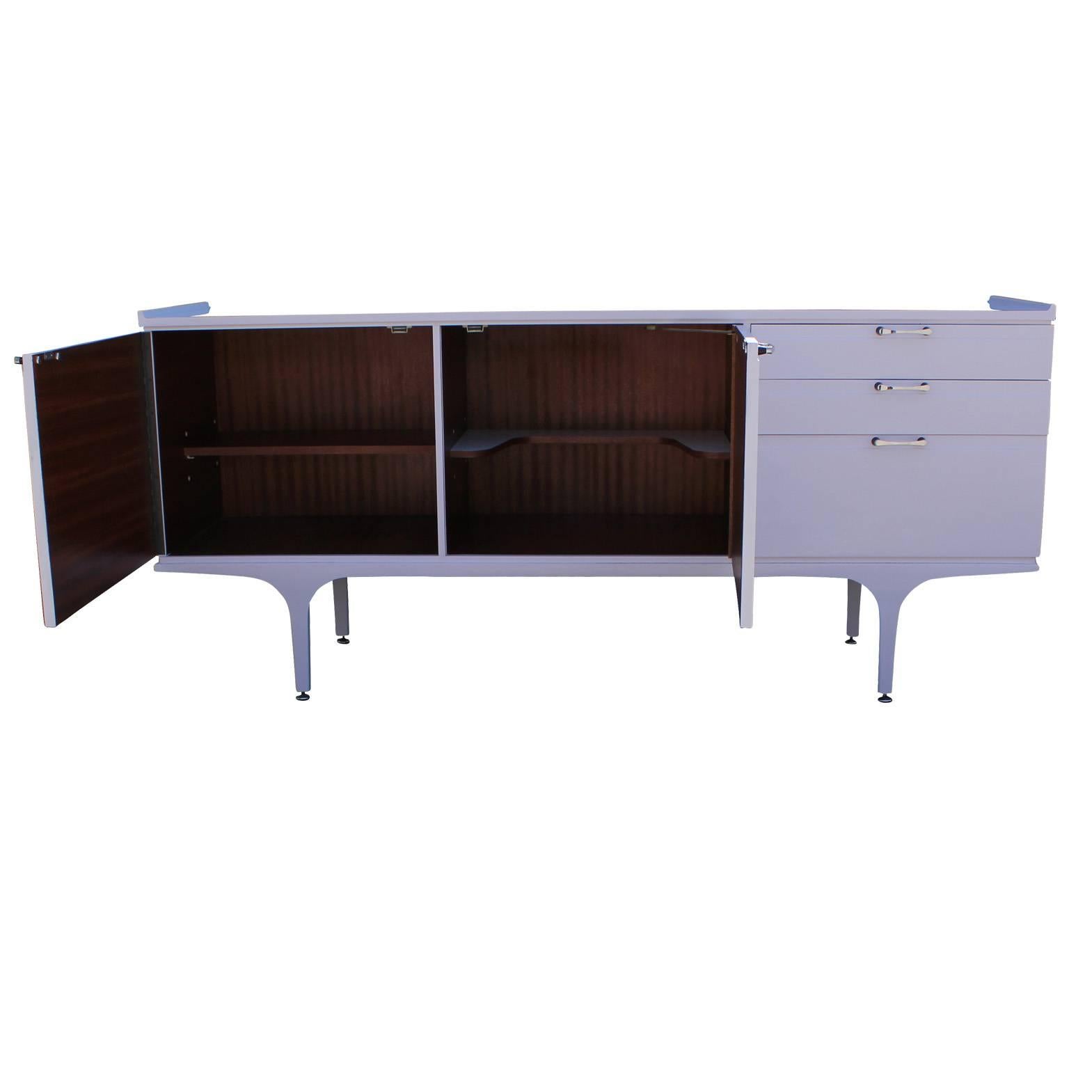 Luxe Pale Lavender Lacquered Sideboard with Chrome Hardware In Excellent Condition In Houston, TX