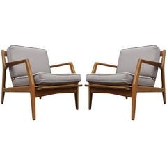 Elegant Pair of Lounge Chairs by Ib Kofod-Larsen for Selig