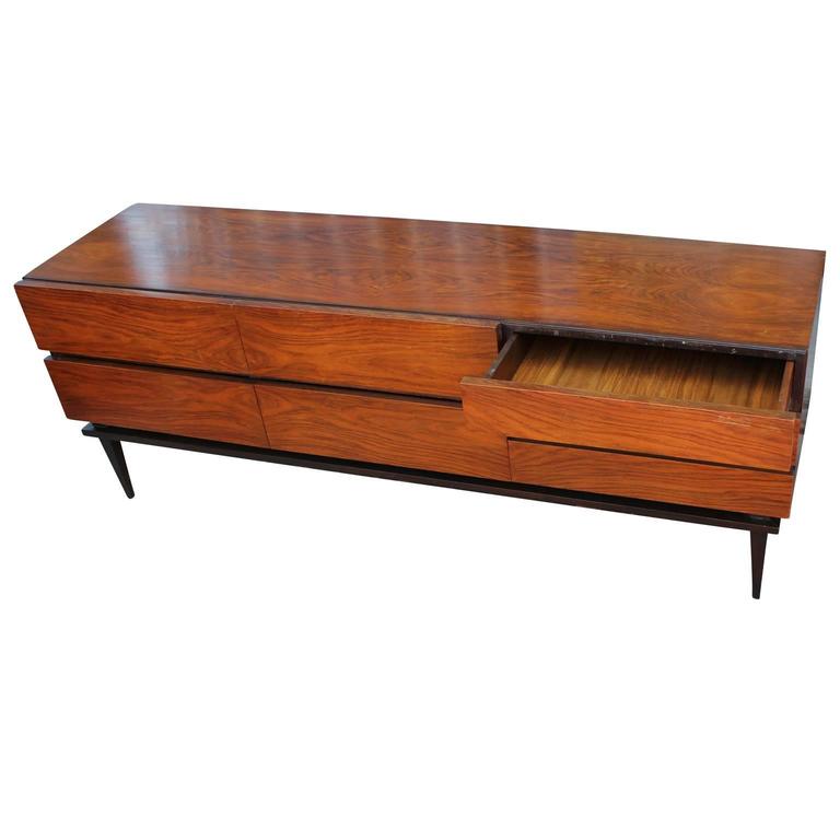 Sleek Low Italian Style Rosewood Dresser at 1stDibs